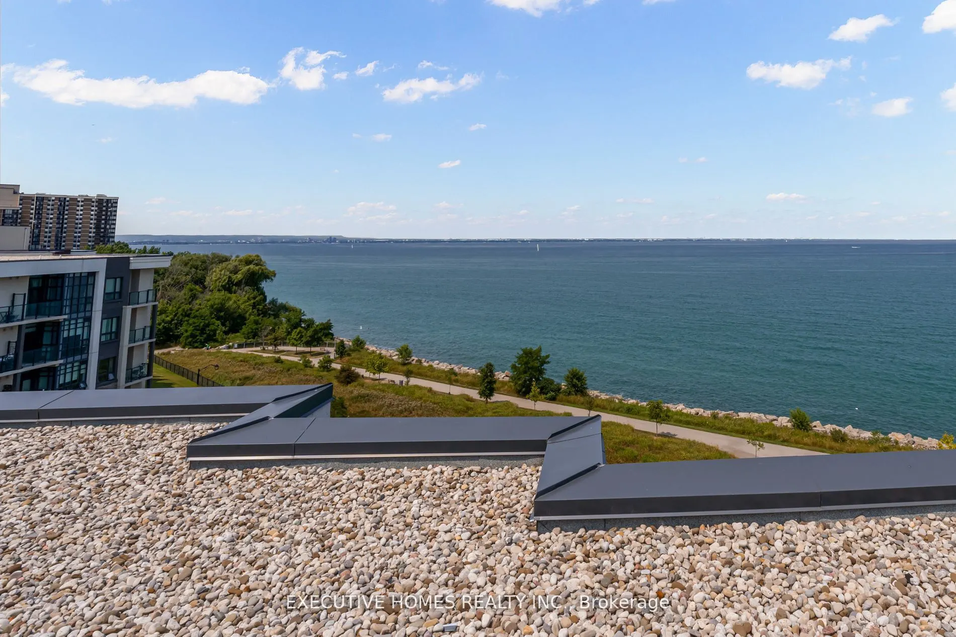 101 SHOREVIEW Place, #327