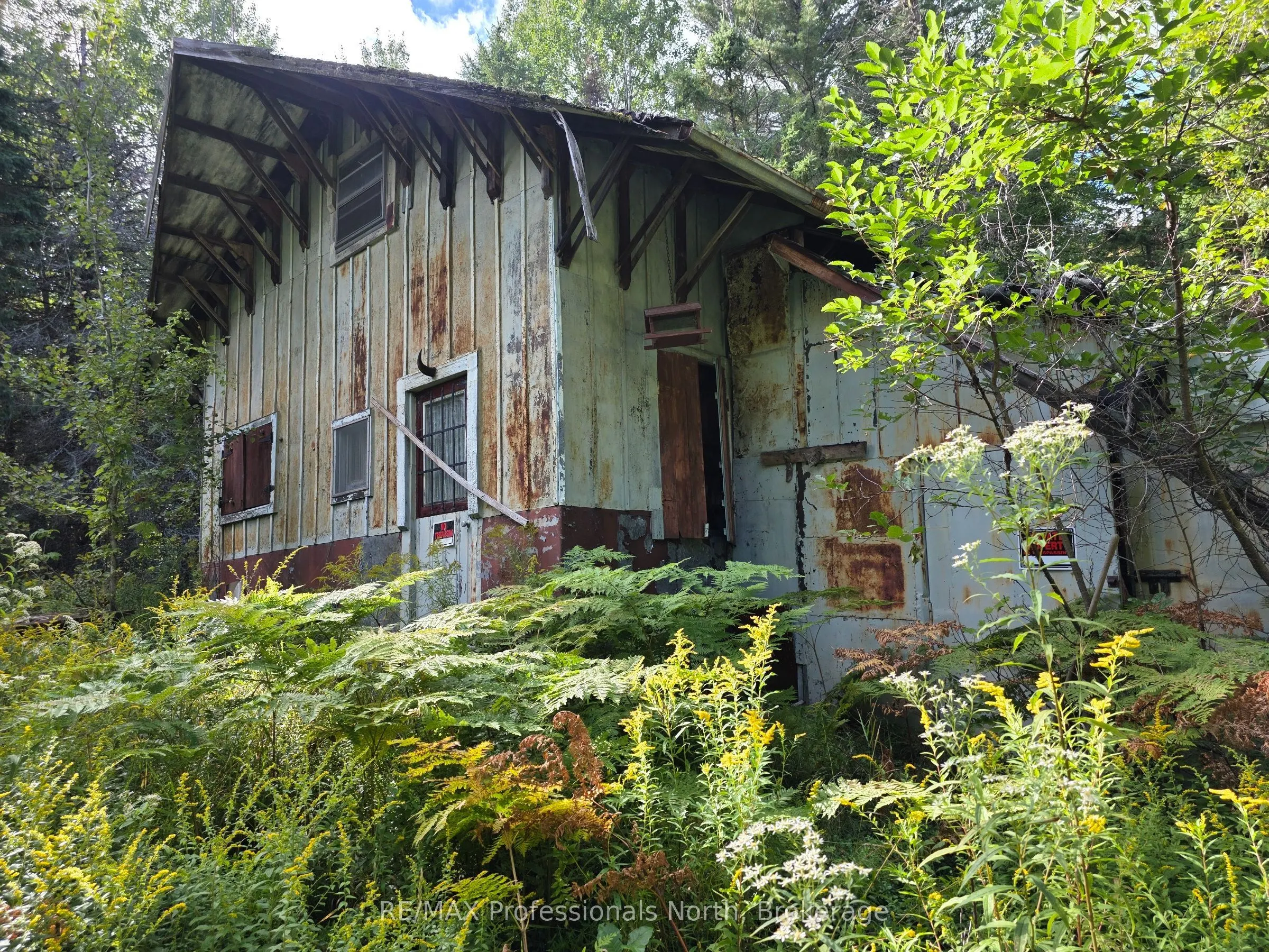 671 Lynx Lake Road