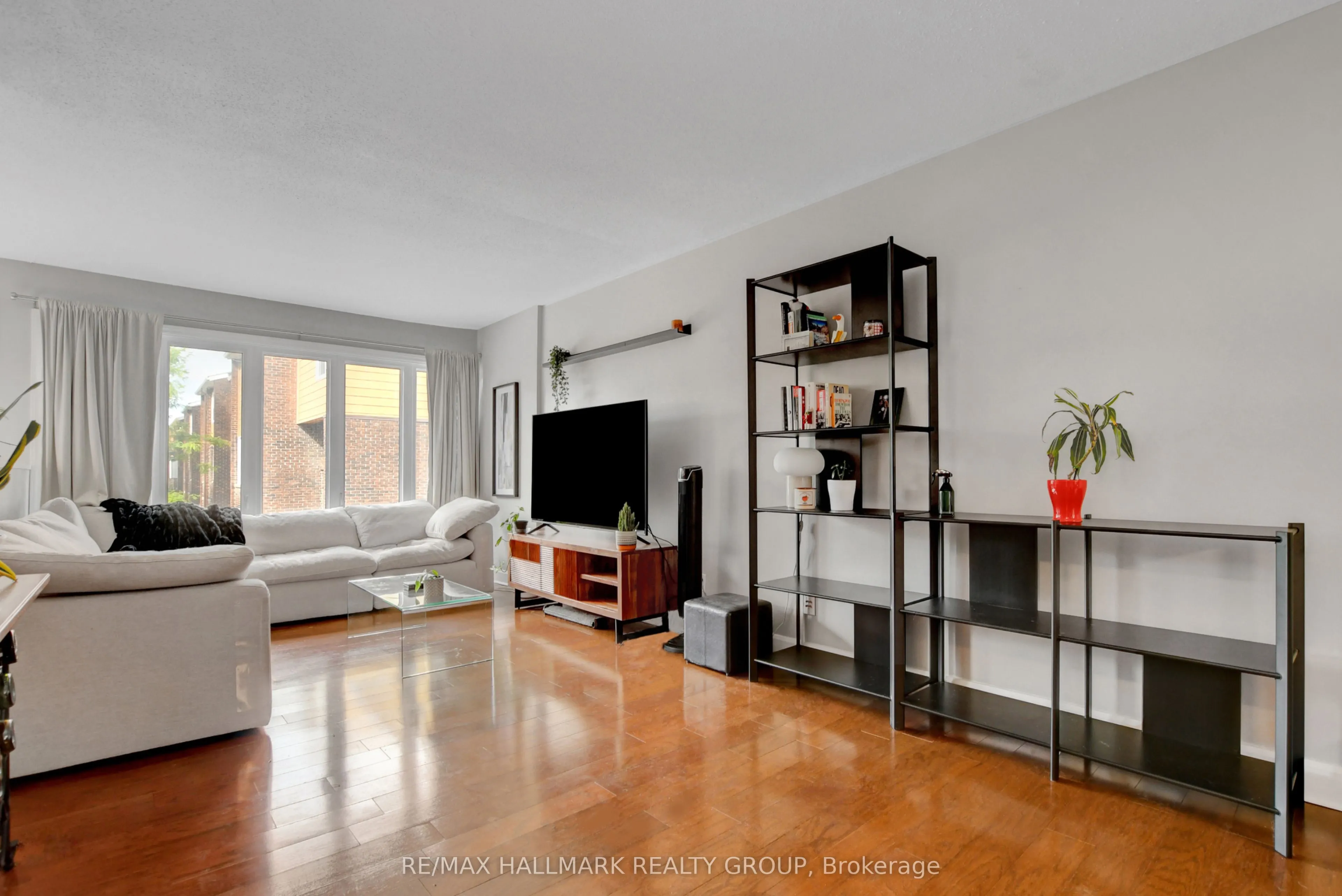 2094 Eric Crescent, #2094