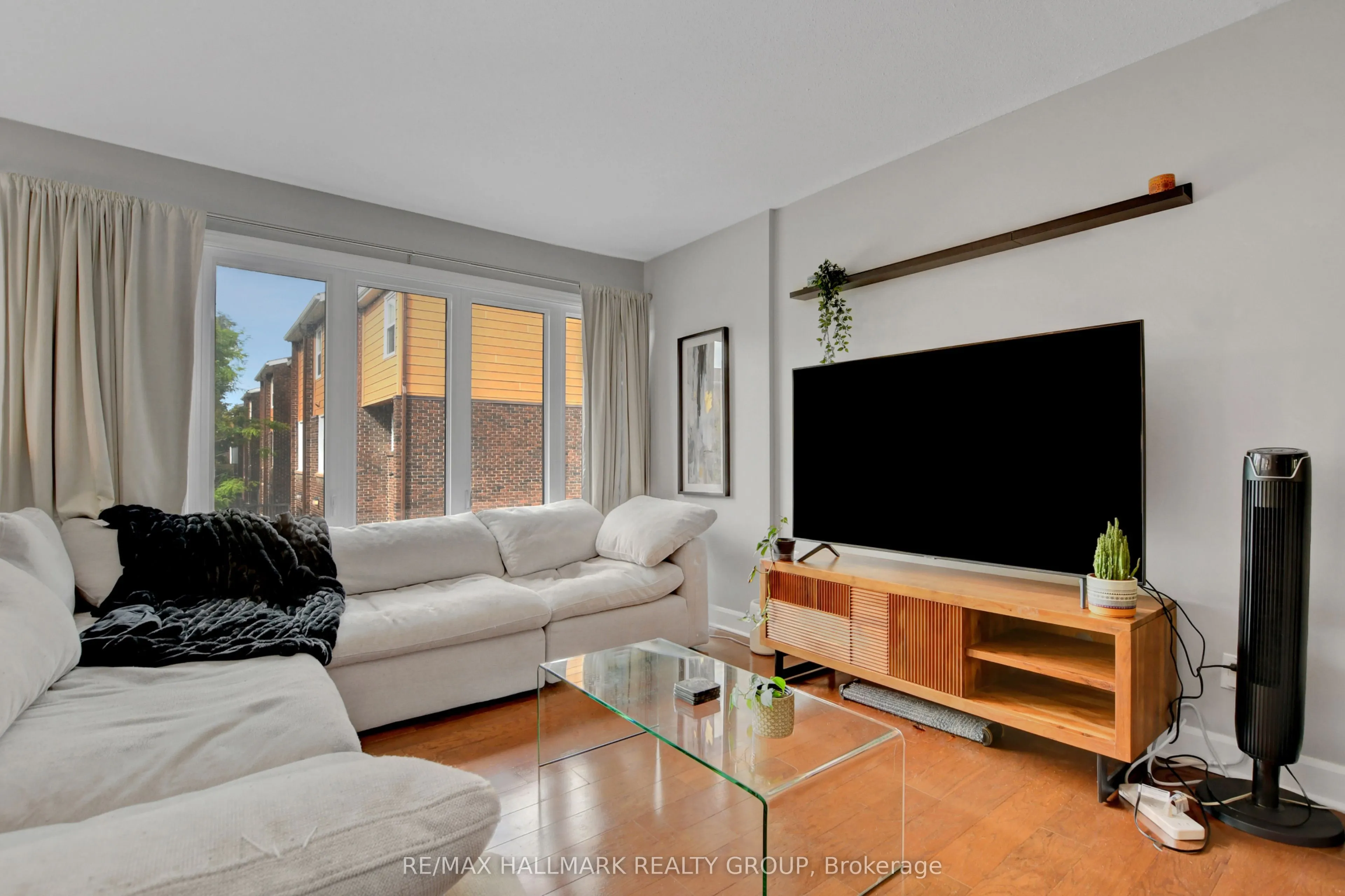 2094 Eric Crescent, #2094