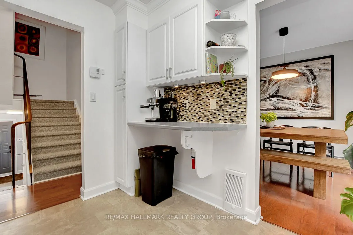 2094 Eric Crescent, #2094