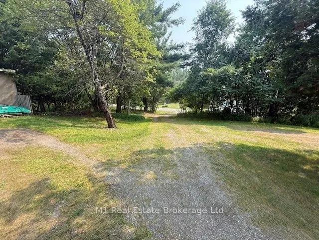 1017 North Shore Road
