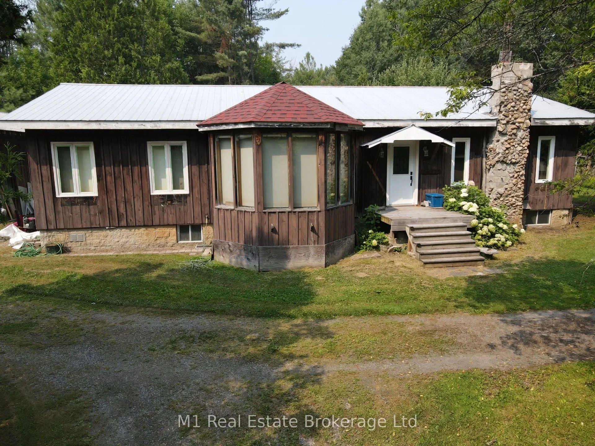 1017 North Shore Road