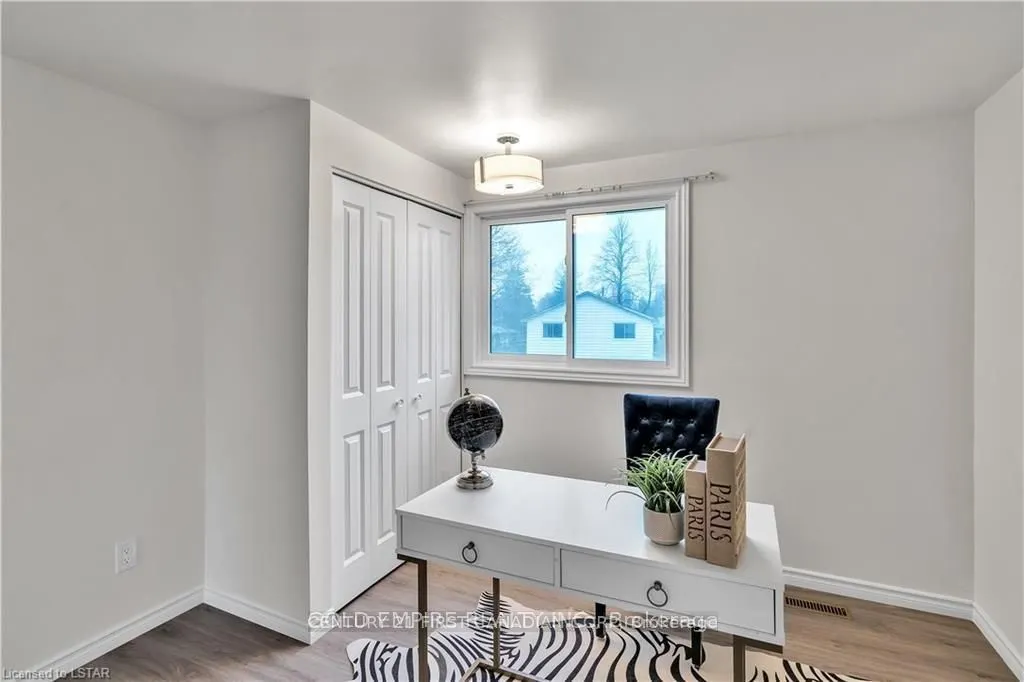 53 Archer Crescent