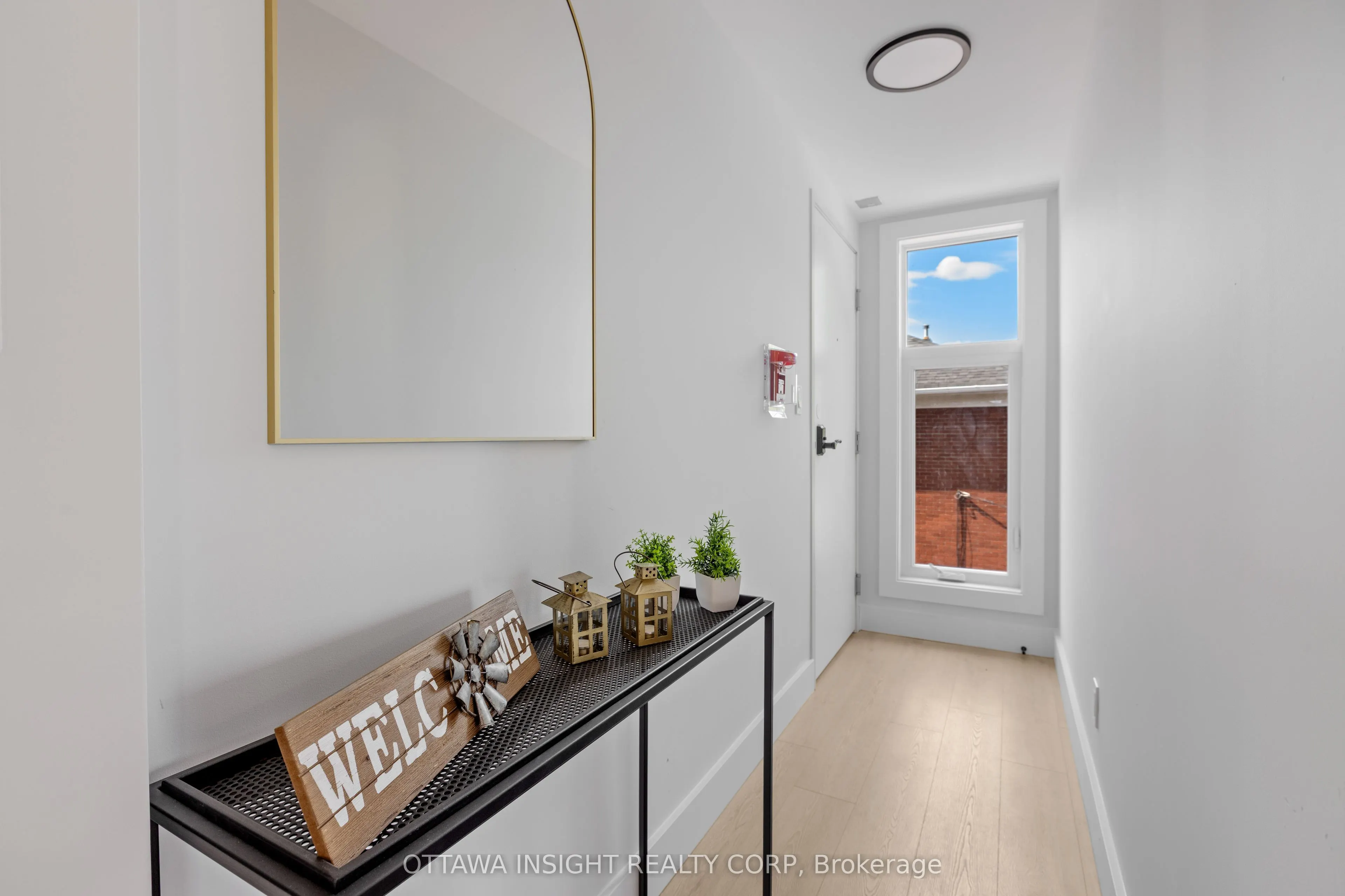 263 Currell Avenue, #4