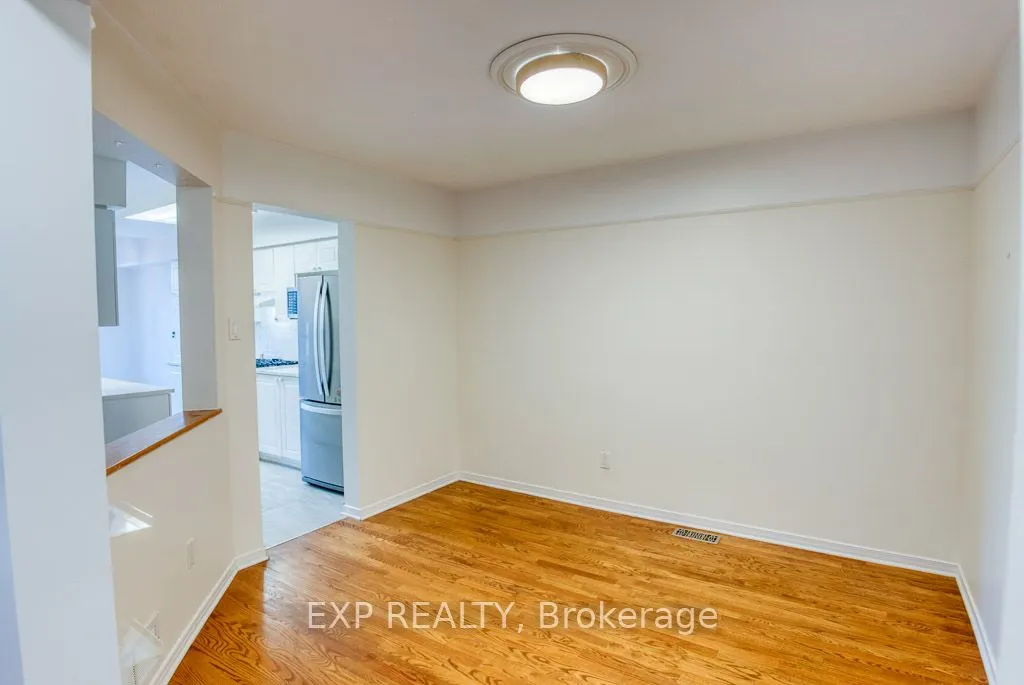 4626 OGILVIE Walk Crescent