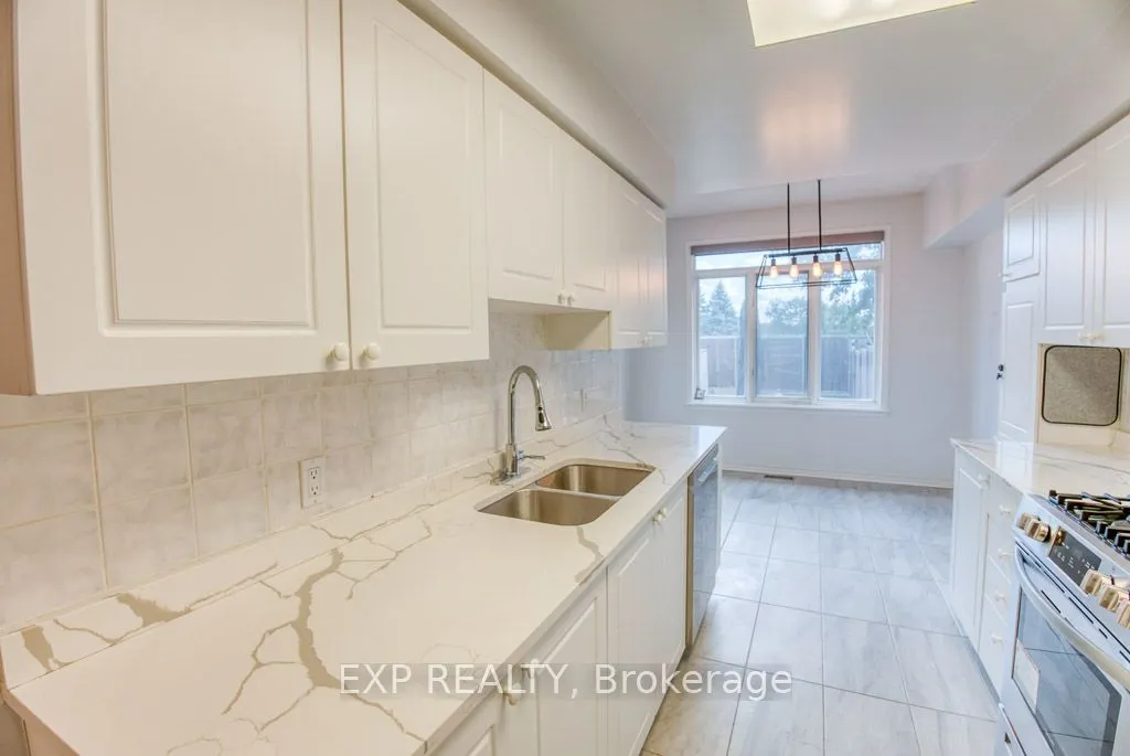 4626 OGILVIE Walk Crescent