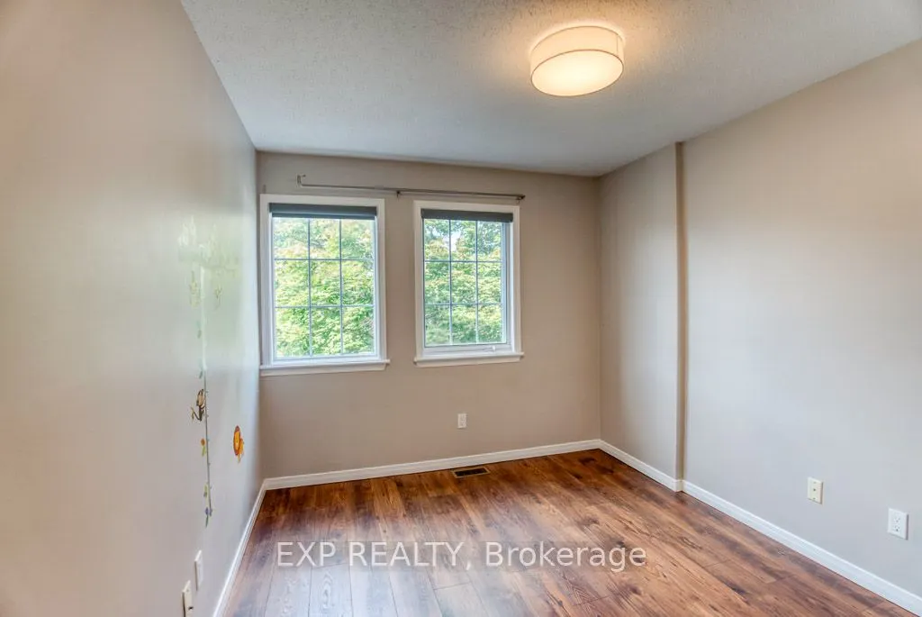 4626 OGILVIE Walk Crescent