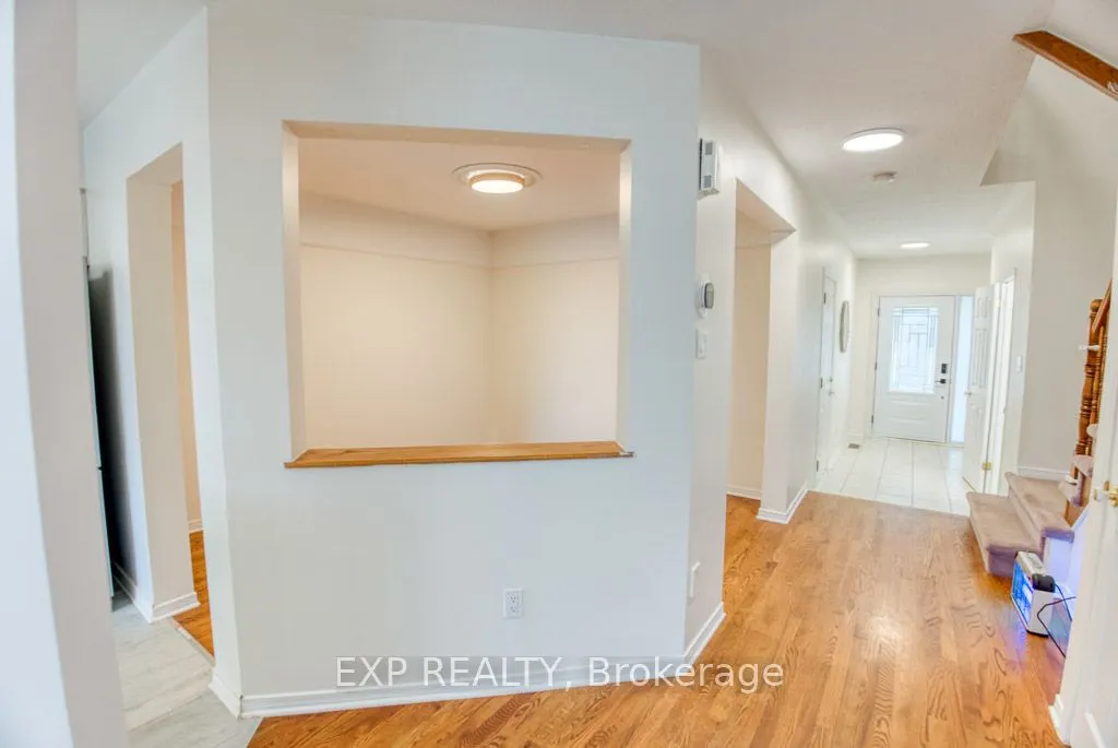 4626 OGILVIE Walk Crescent