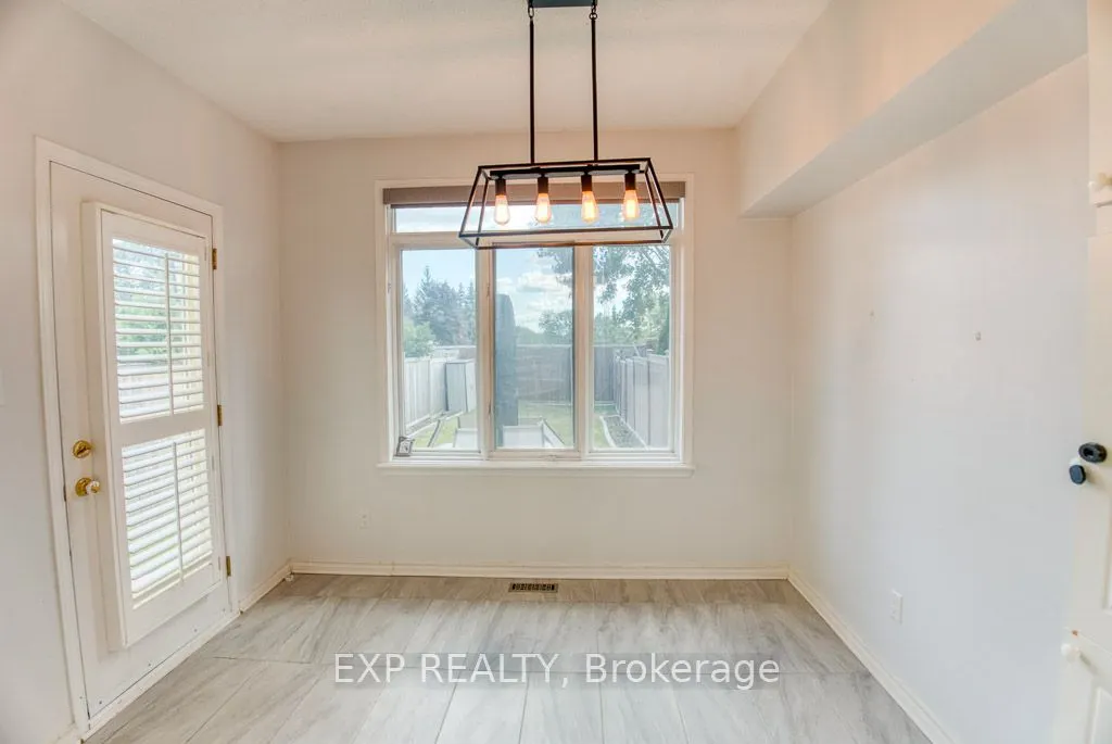 4626 OGILVIE Walk Crescent
