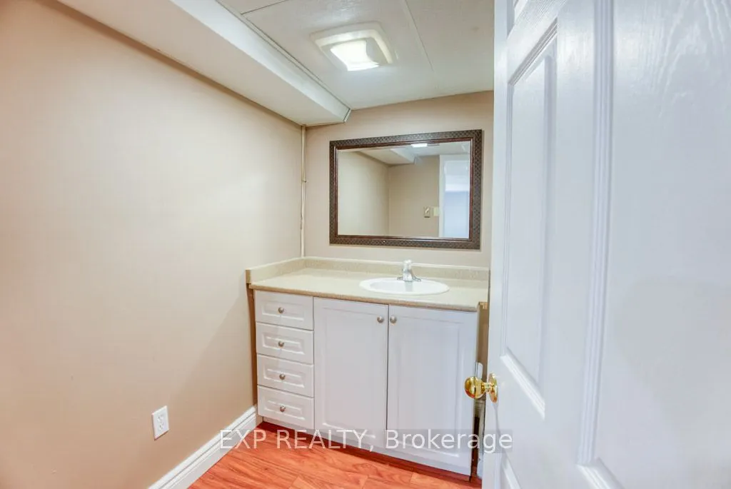4626 OGILVIE Walk Crescent