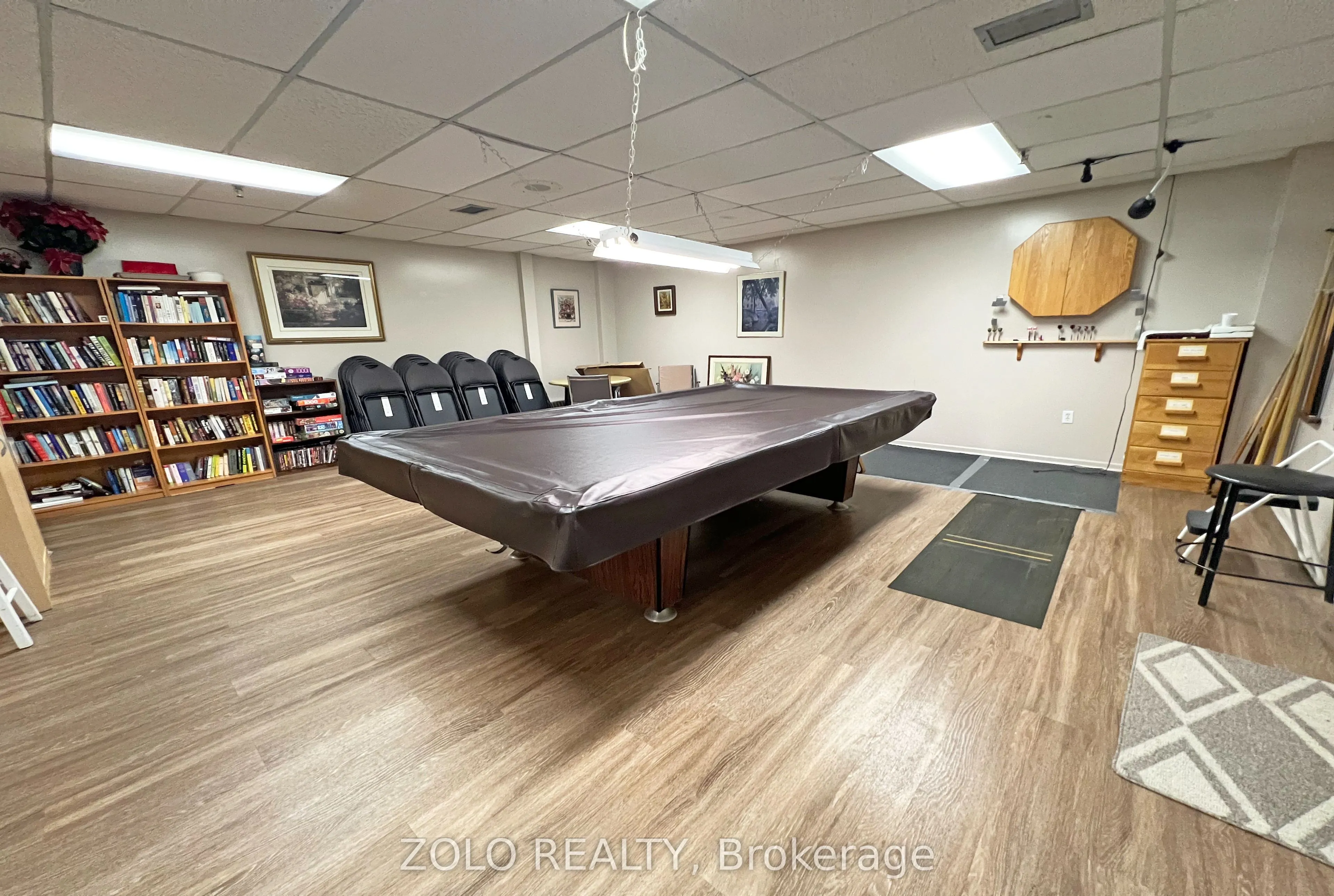 915 Elmsmere Road, #1011