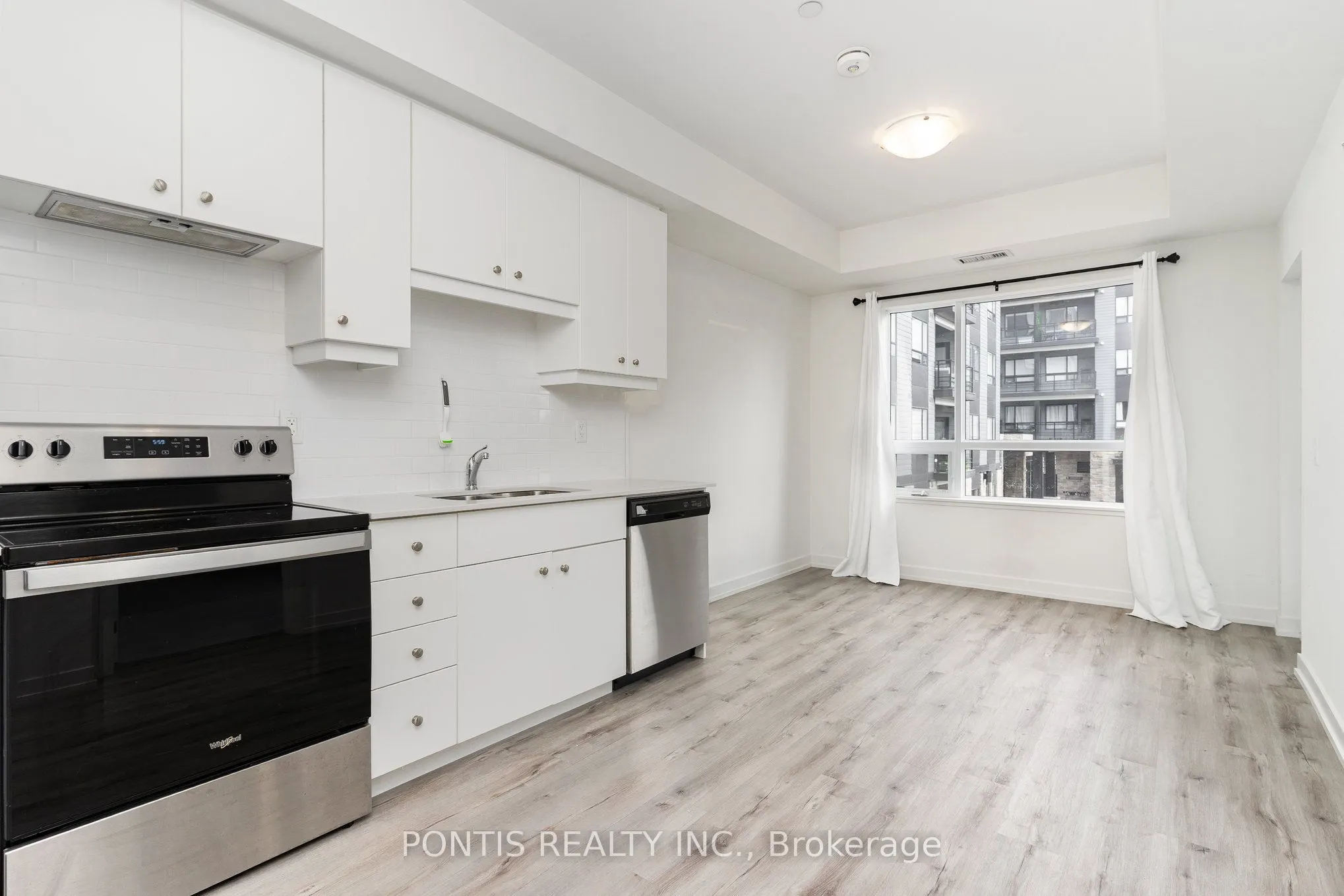 251 Northfield Drive E, #207