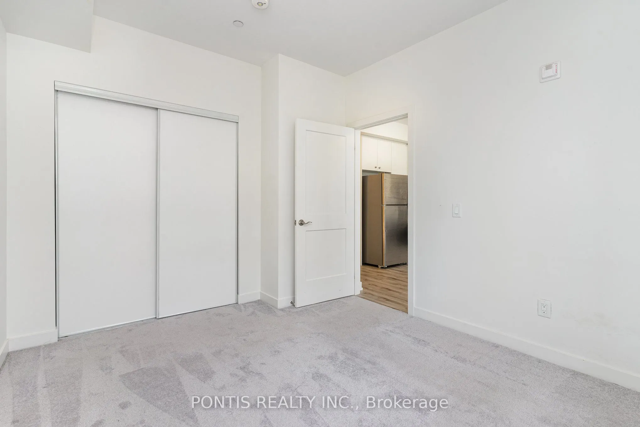 251 Northfield Drive E, #207