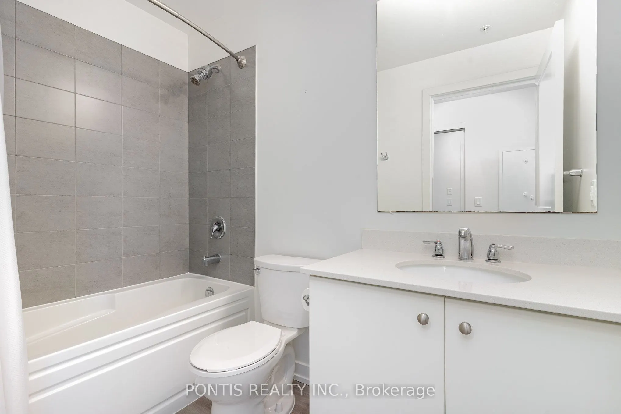 251 Northfield Drive E, #207