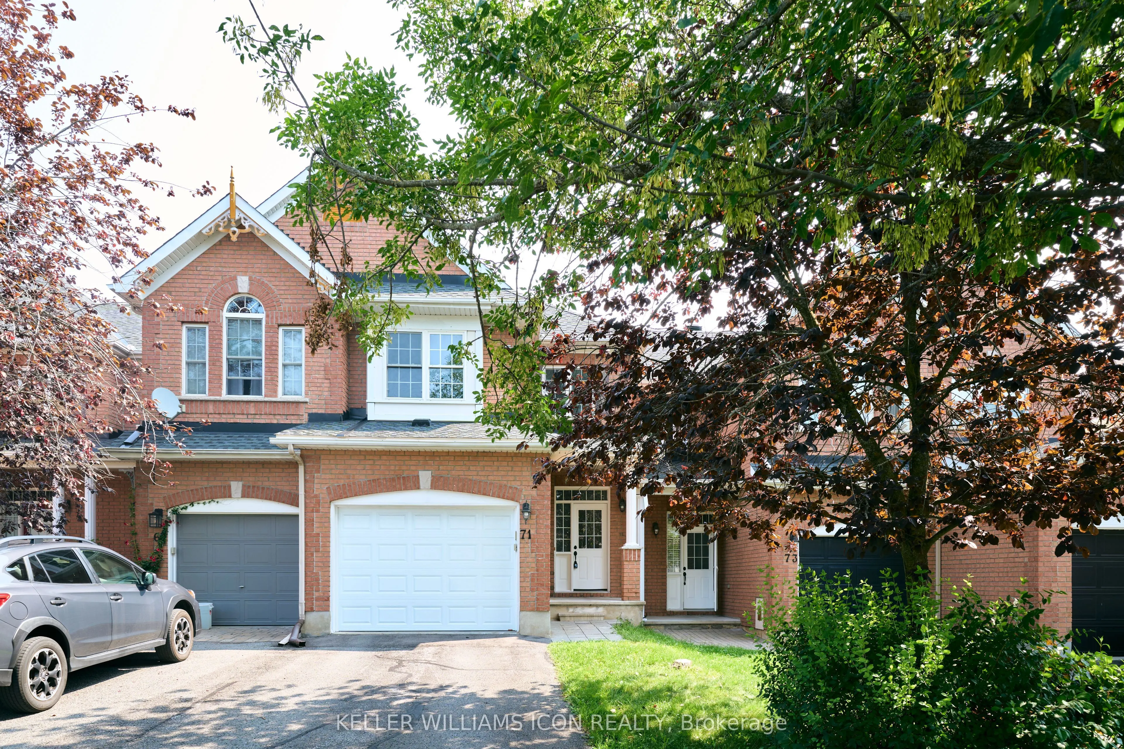 71 Hemlo Crescent