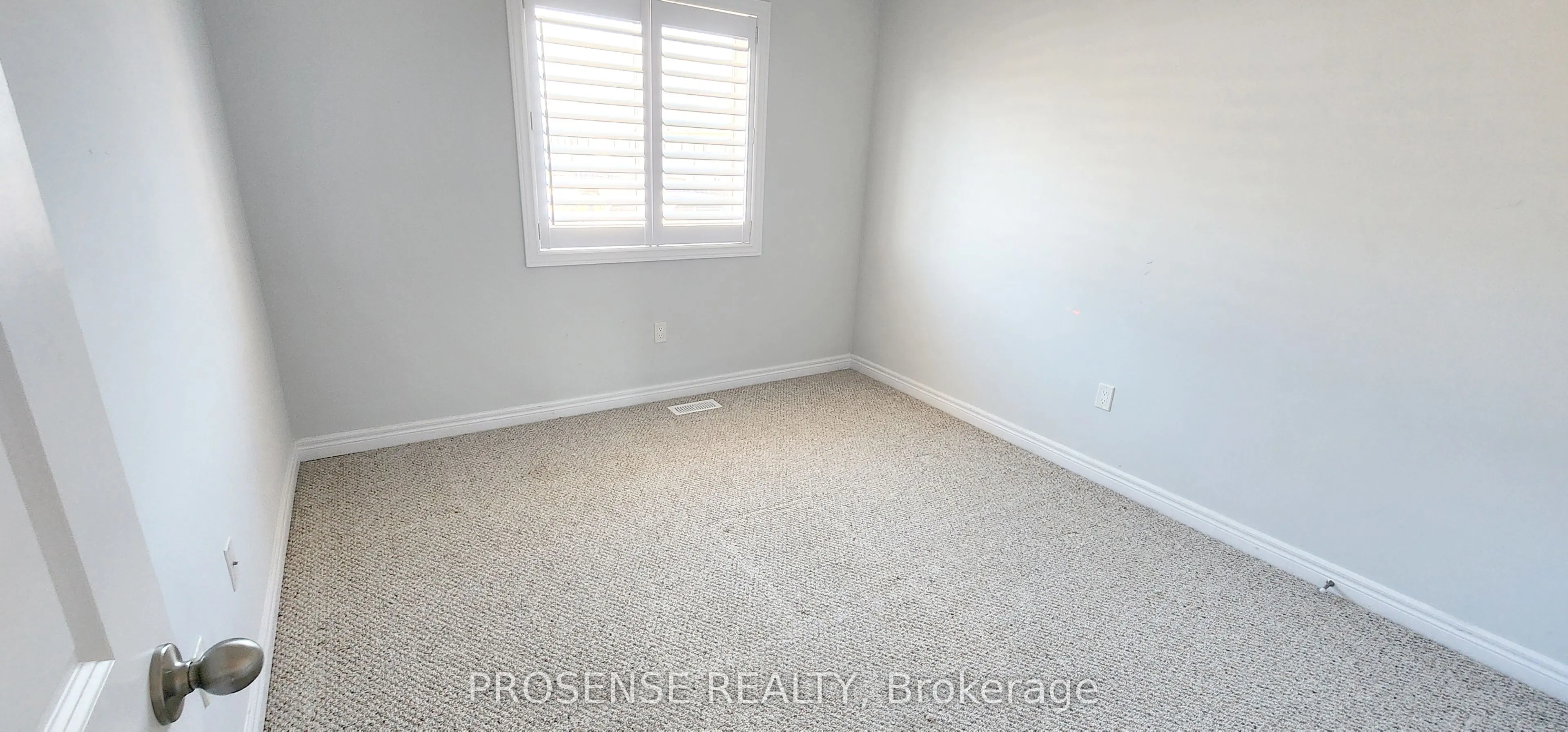 10 pinot Crescent
