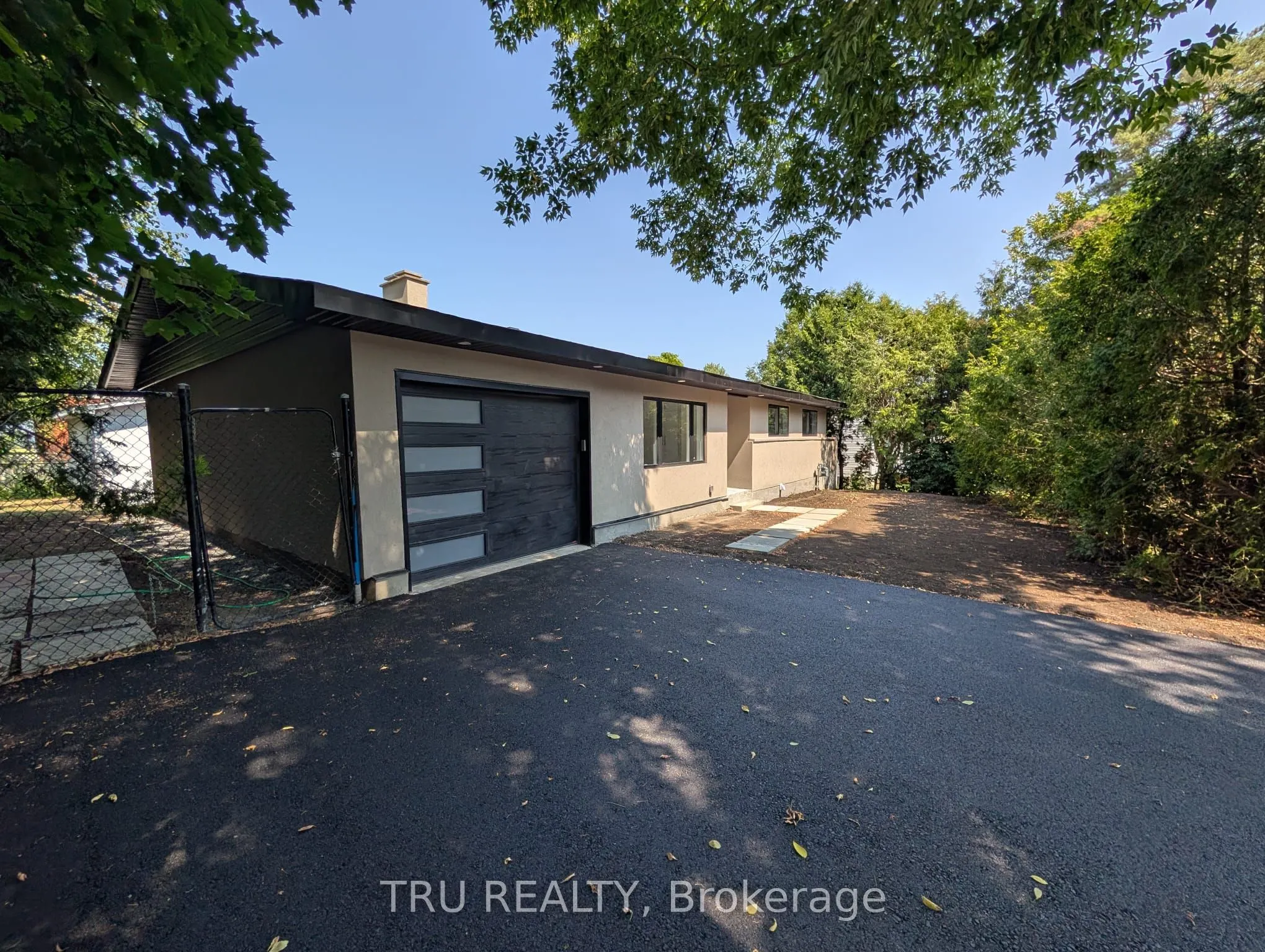 39 Sunnycrest Drive