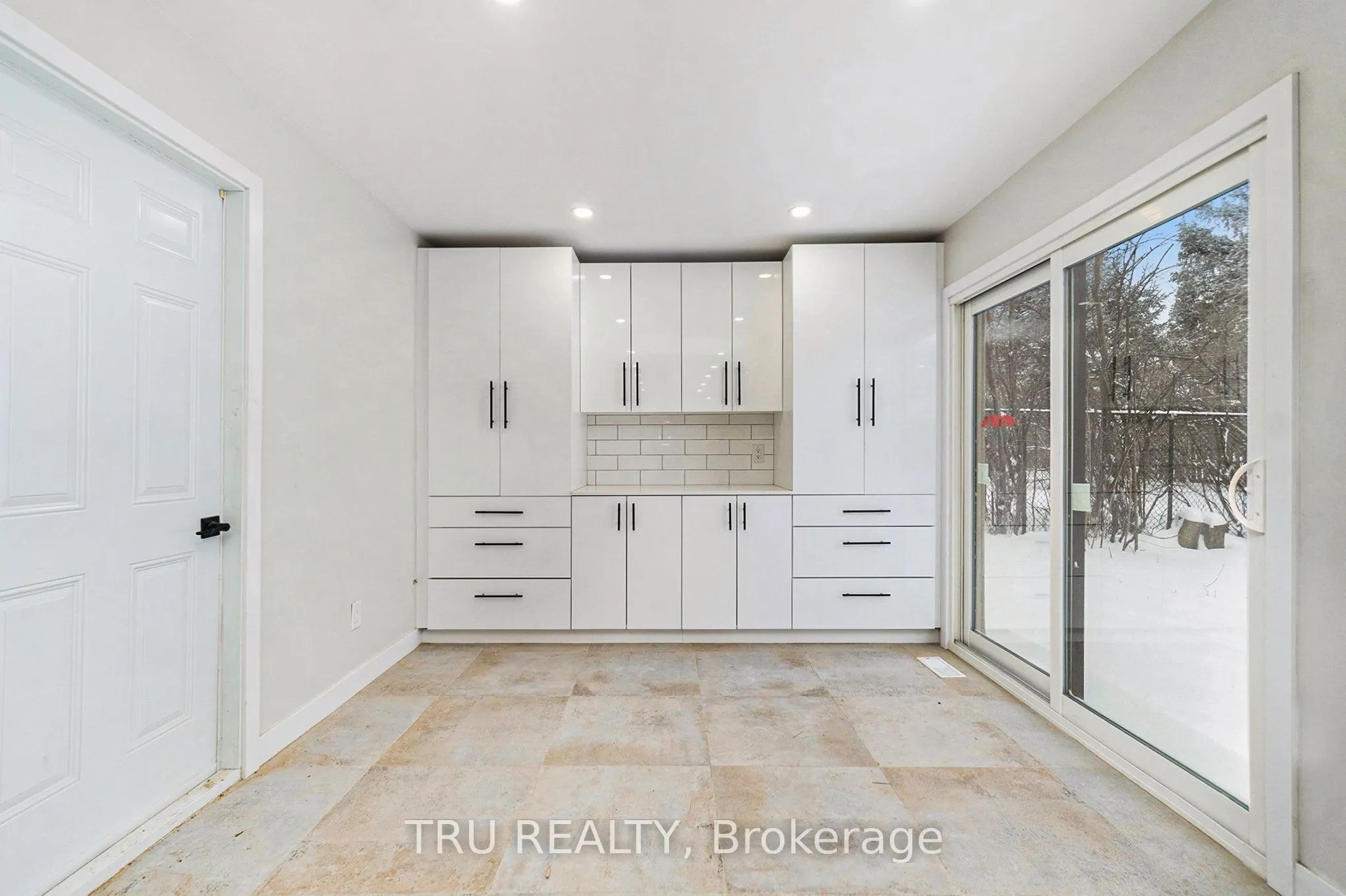 39 Sunnycrest Drive