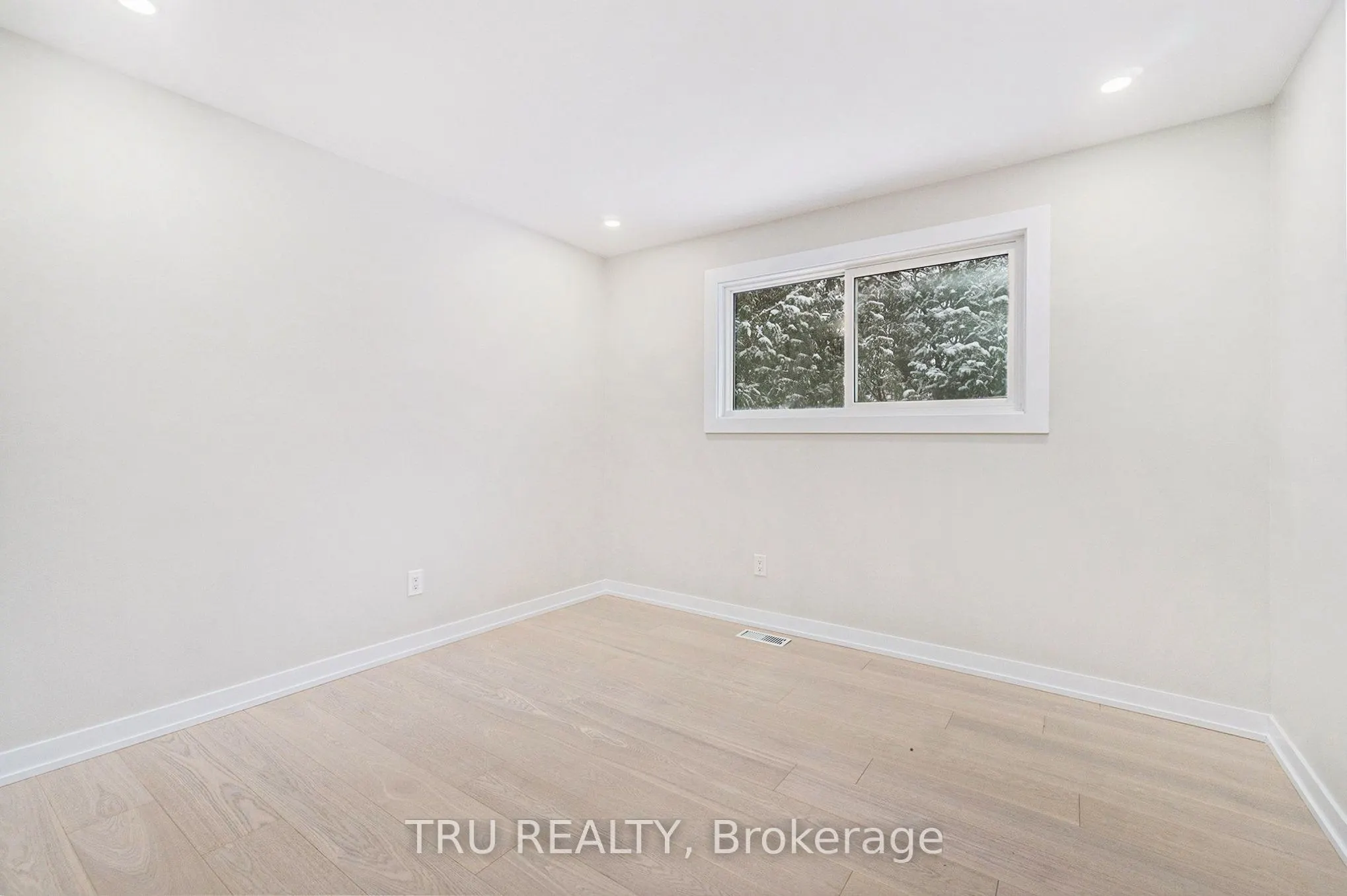 39 Sunnycrest Drive