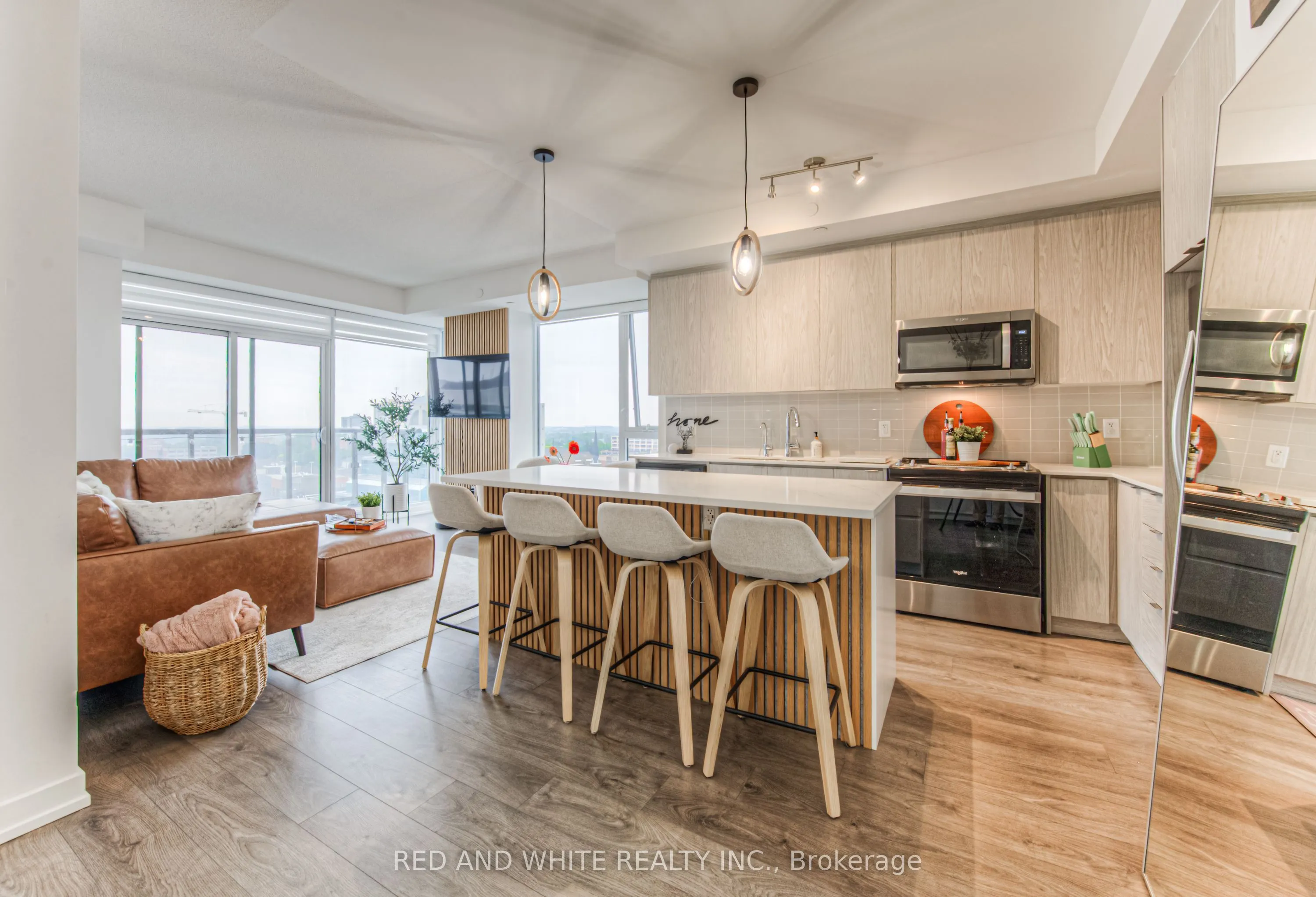 55 Duke Street W, #1308