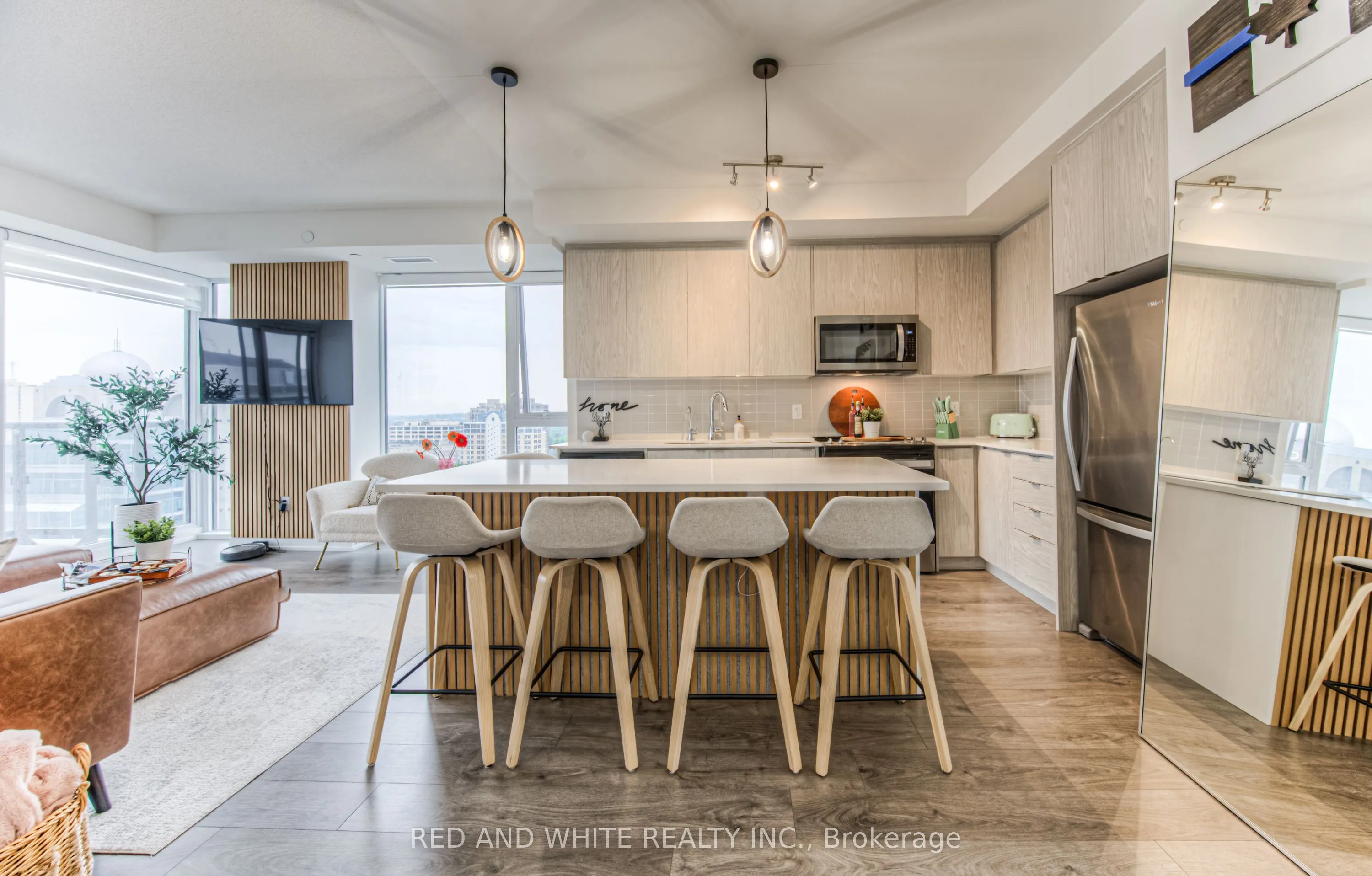 55 Duke Street W, #1308