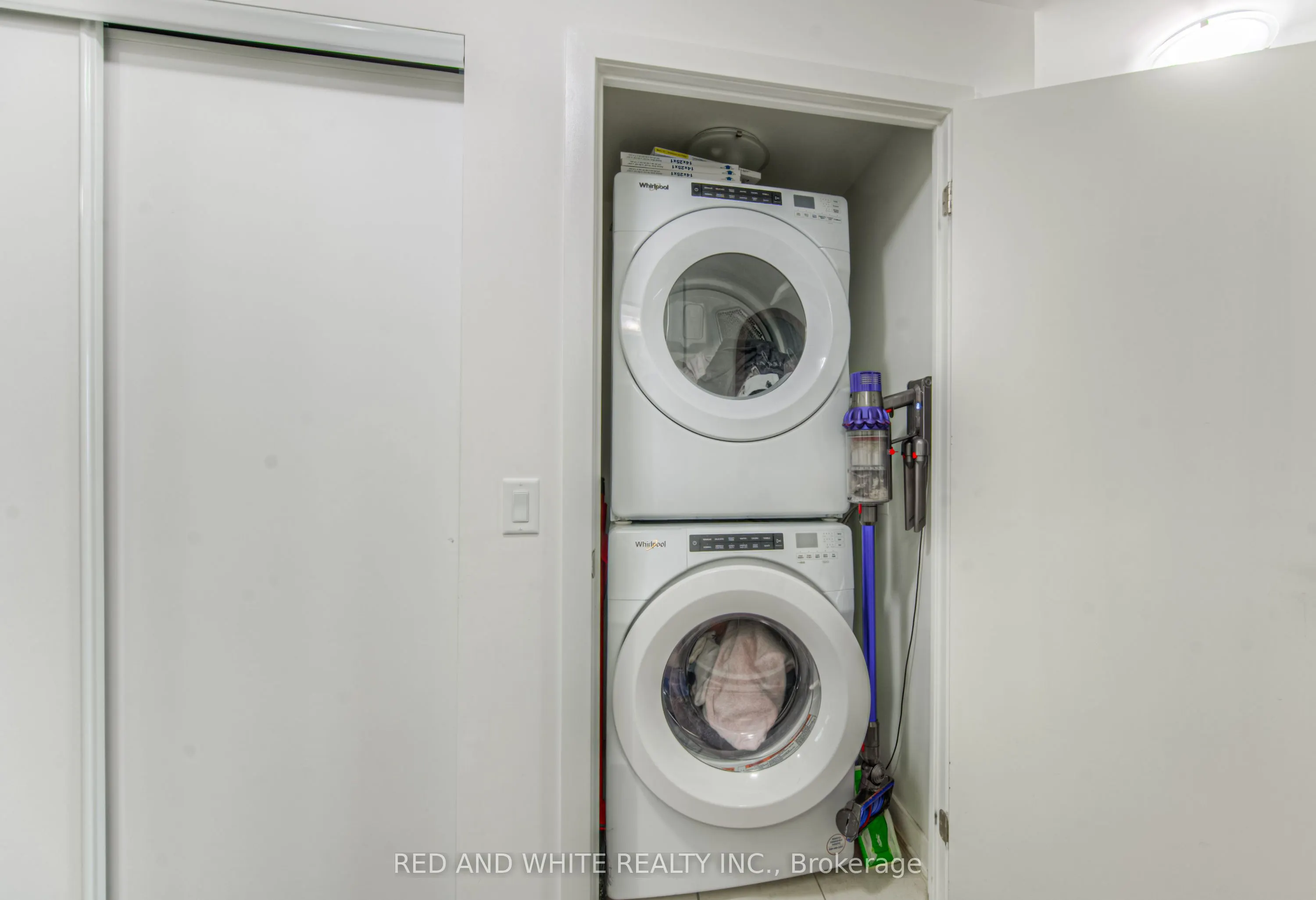 55 Duke Street W, #1308