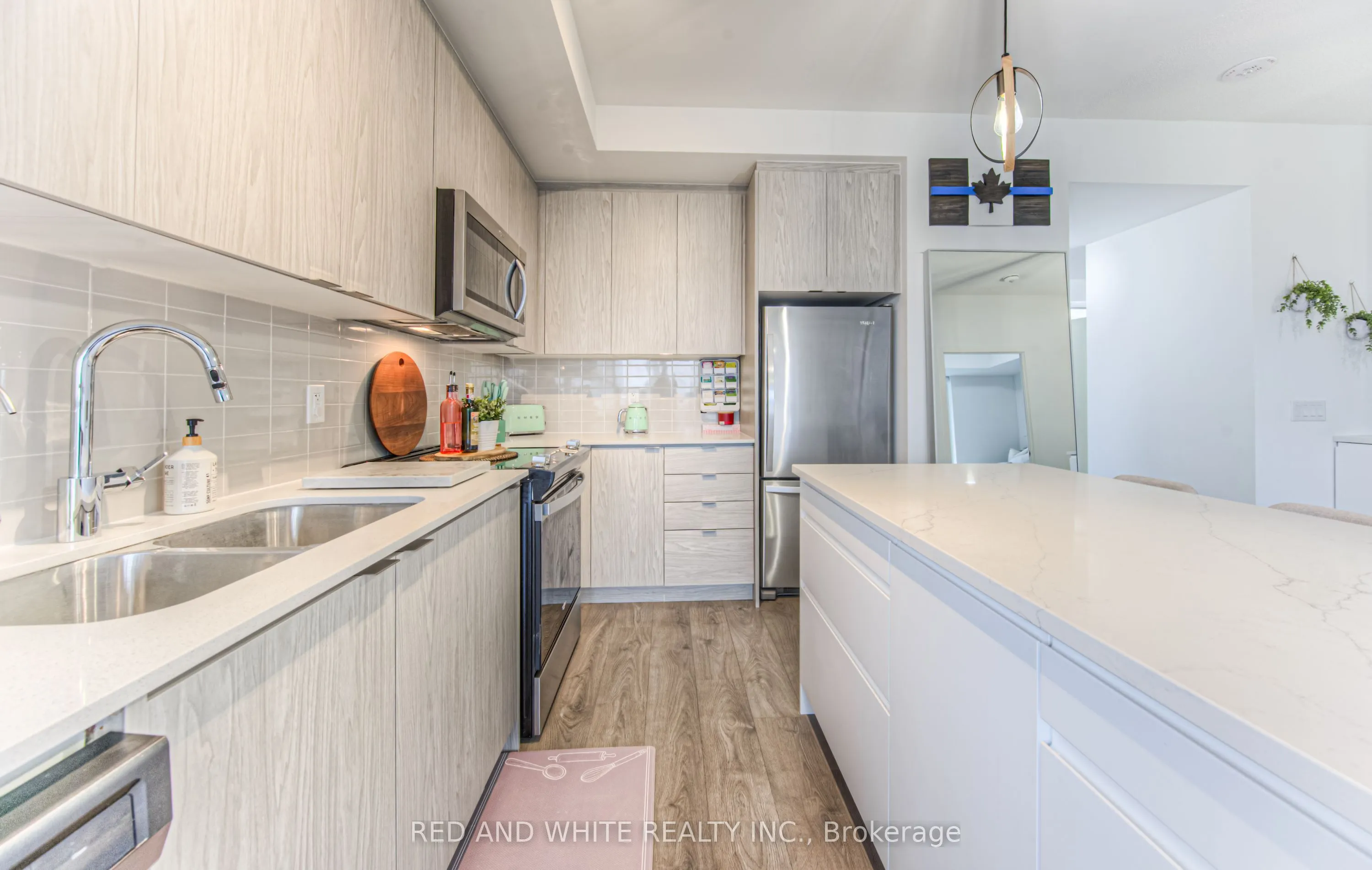 55 Duke Street W, #1308