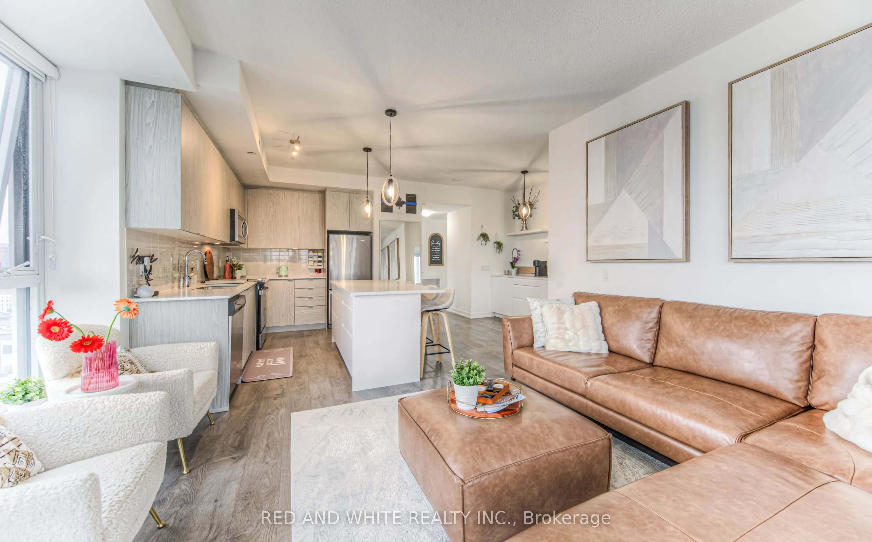 55 Duke Street W, #1308