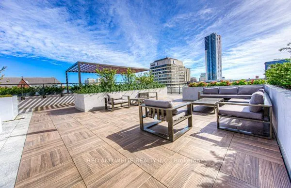 55 Duke Street W, #1308