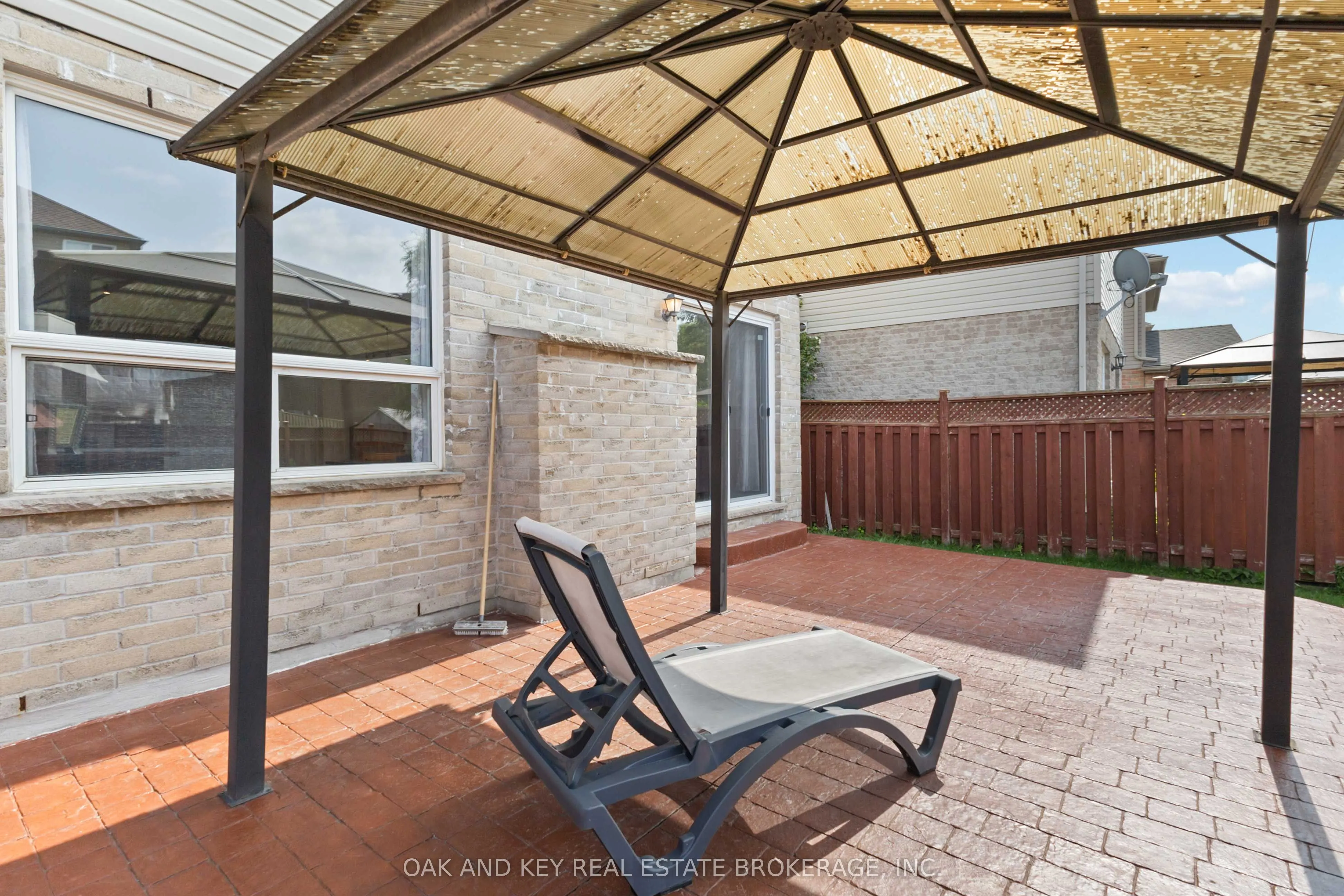 2588 Meadowgate Boulevard