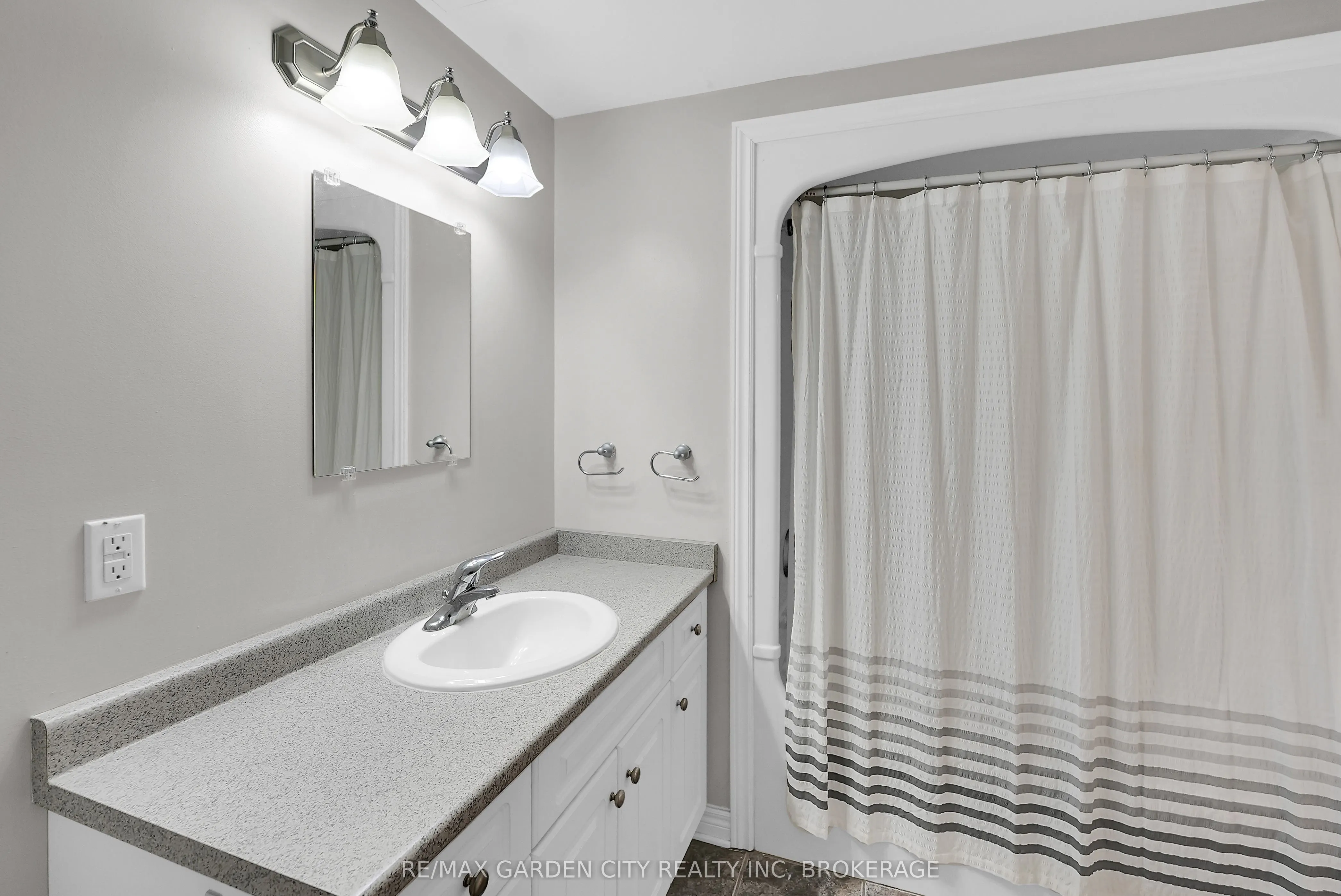 6350 Dorchester Road, #125