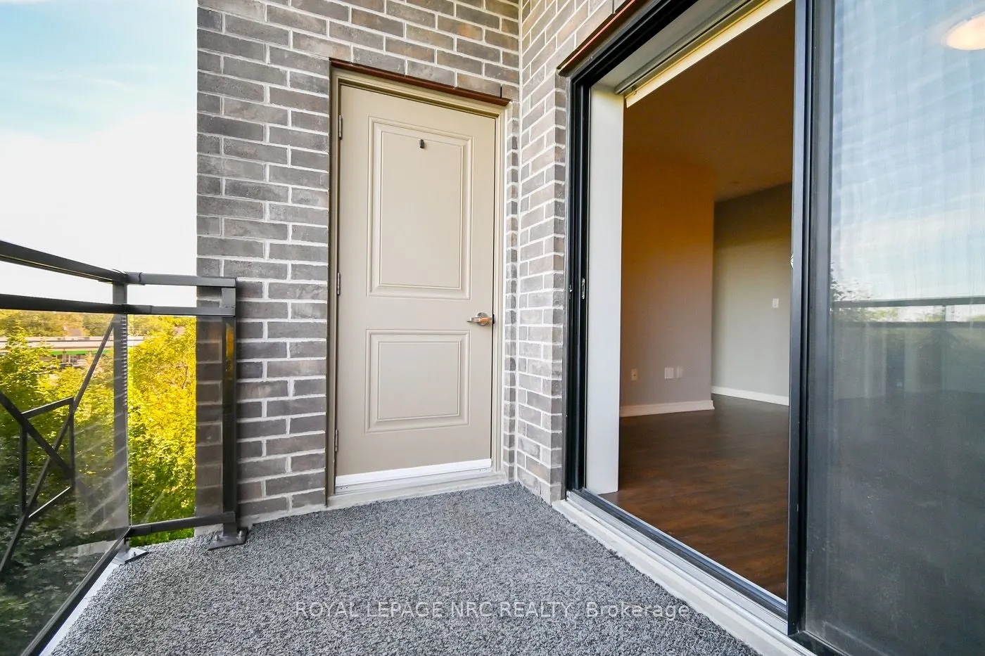 379 SCOTT Street, #404