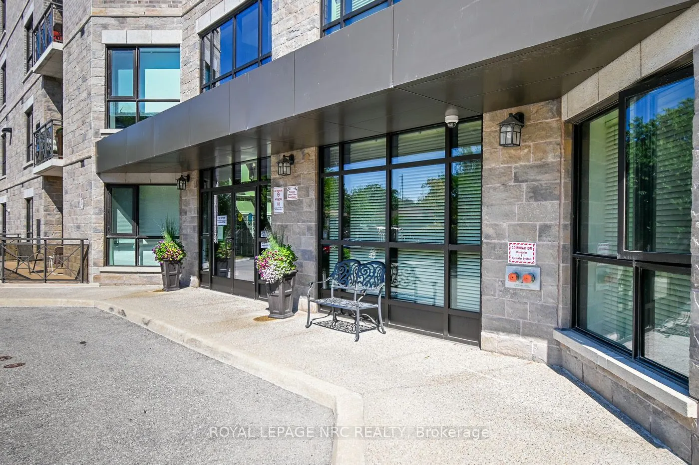 379 SCOTT Street, #404