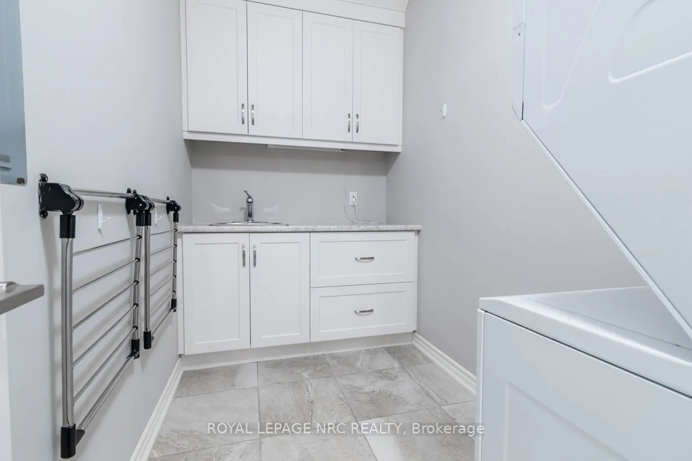 379 SCOTT Street, #404