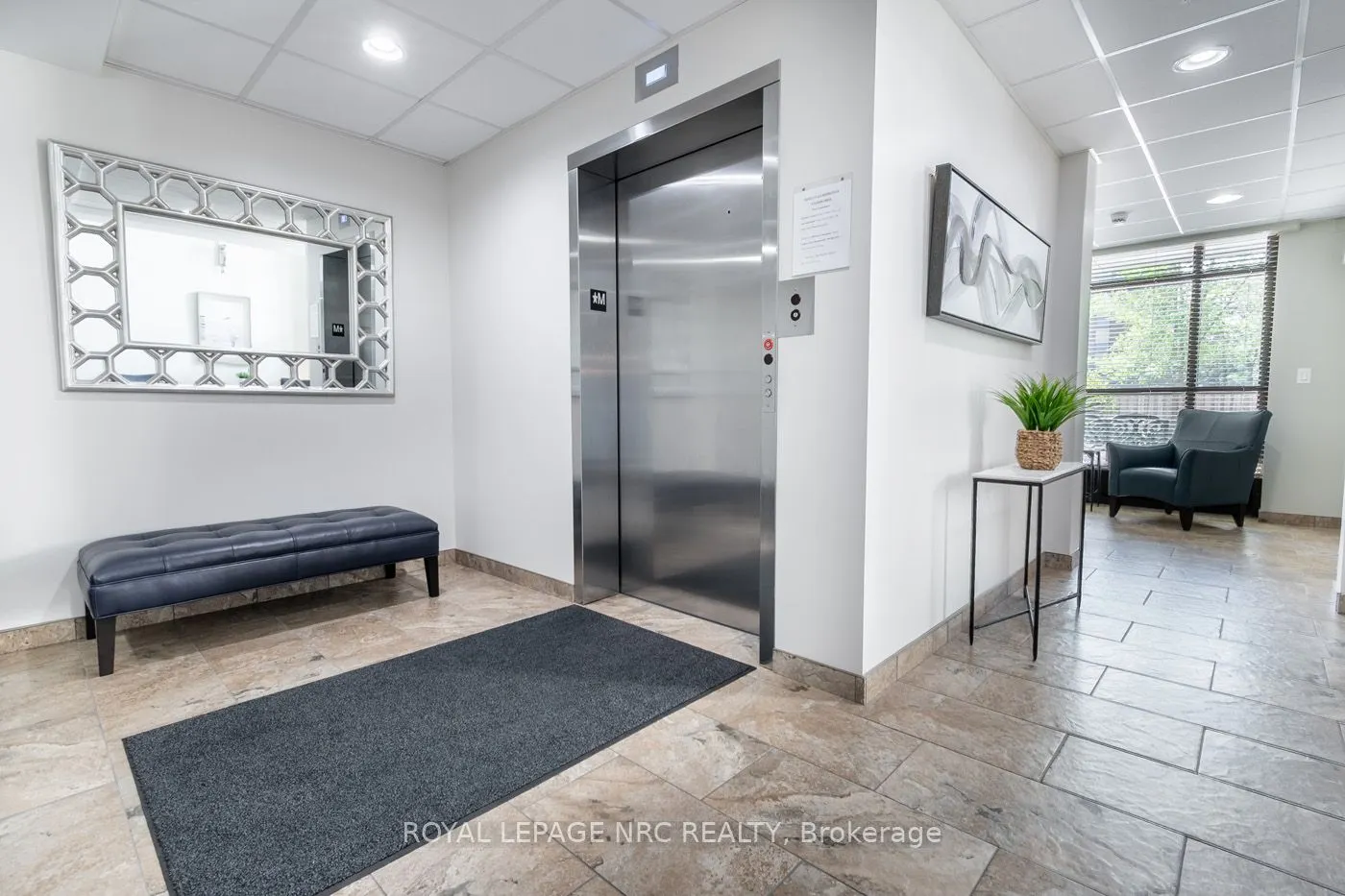 379 SCOTT Street, #404