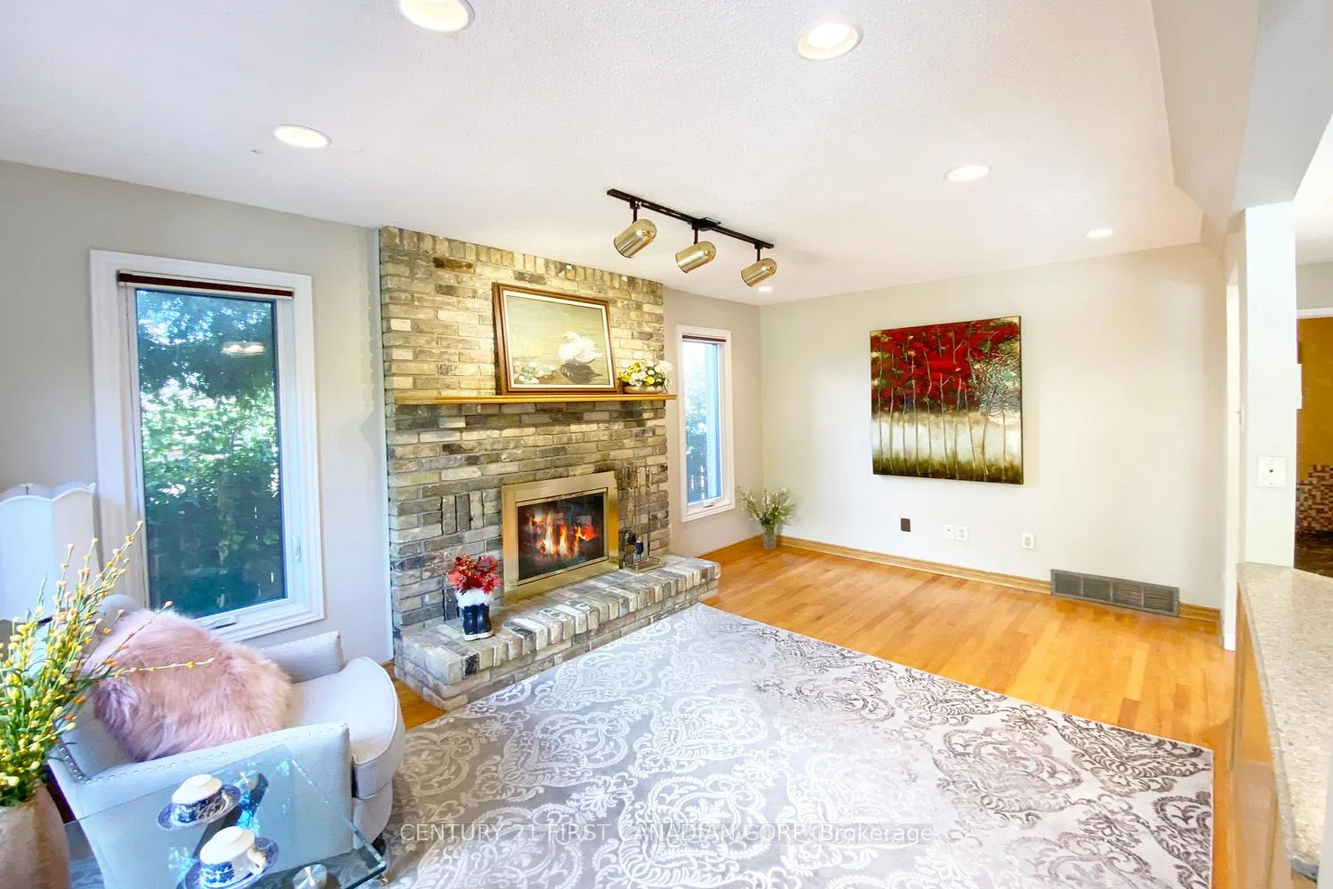 1030 AURORA Court