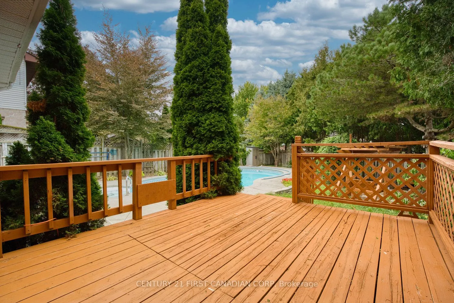 1030 AURORA Court