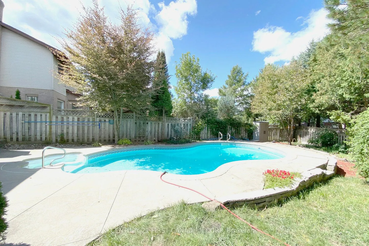 1030 AURORA Court