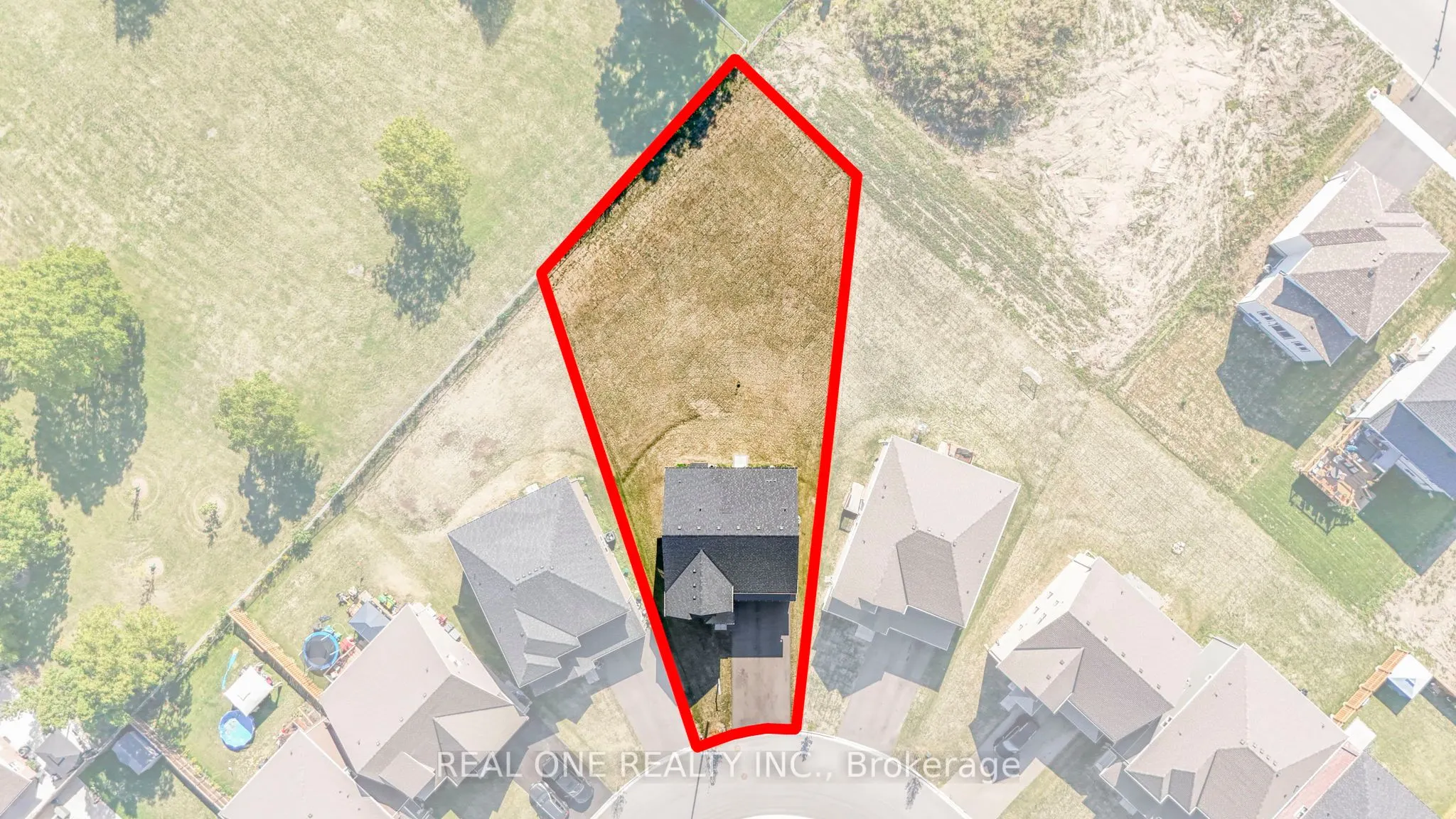 18 ORIOLE Crescent