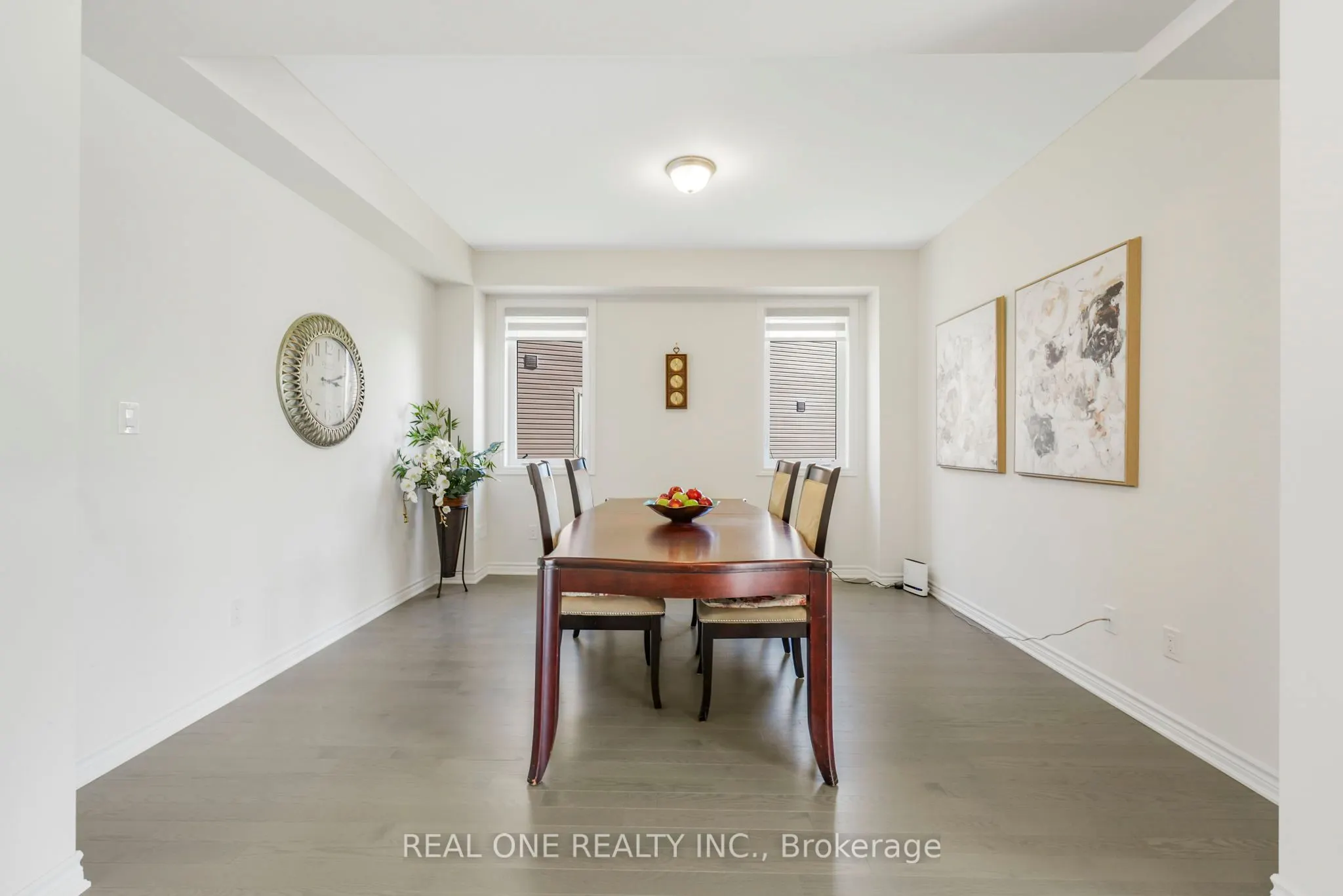 18 ORIOLE Crescent