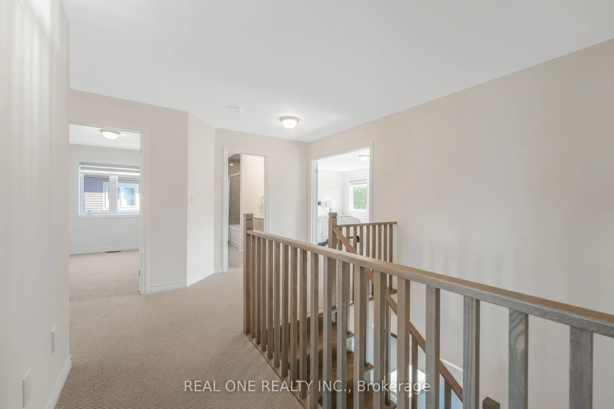 18 ORIOLE Crescent