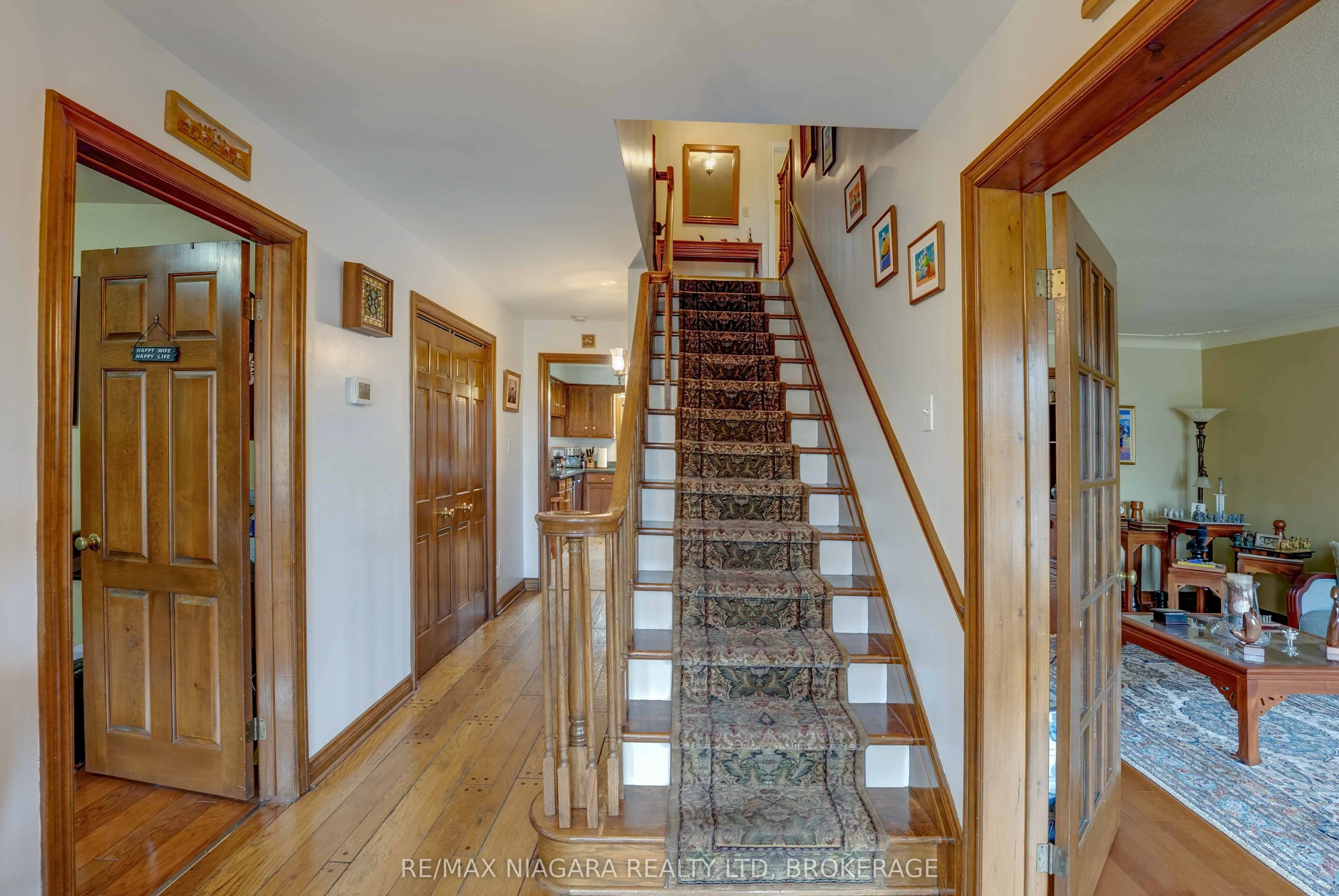 7909 Sarah Street