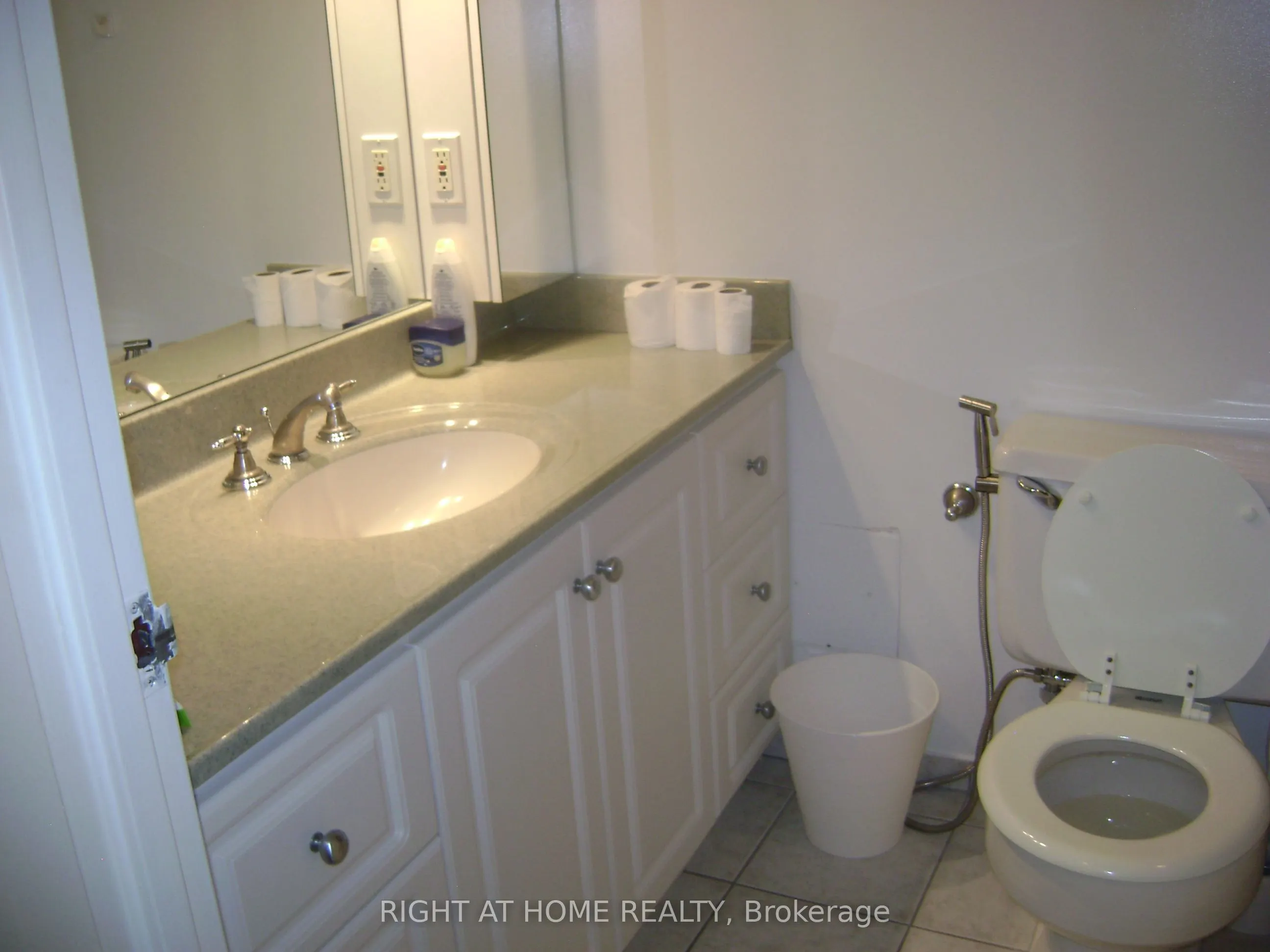 1025 Richmond Road, #408
