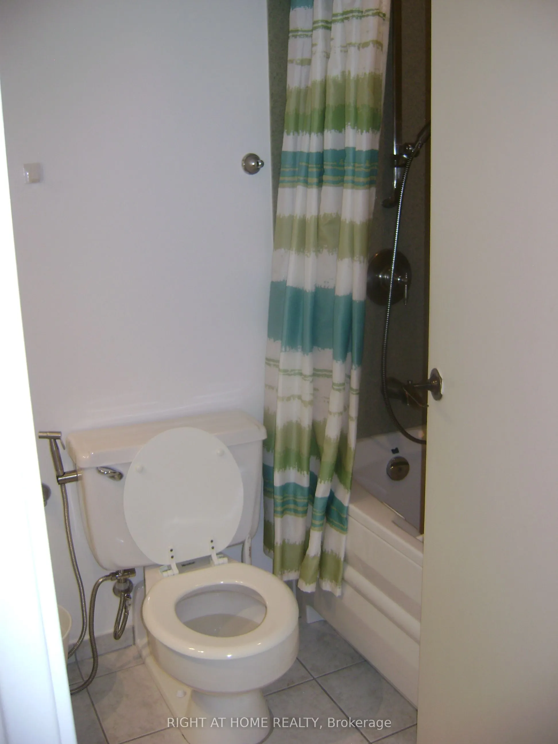 1025 Richmond Road, #408
