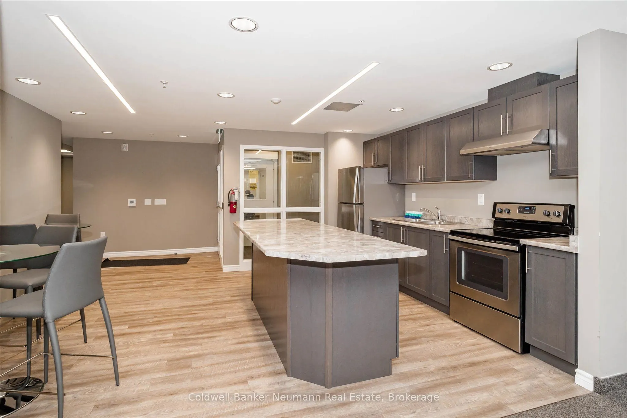 7 Kay Crescent, #212
