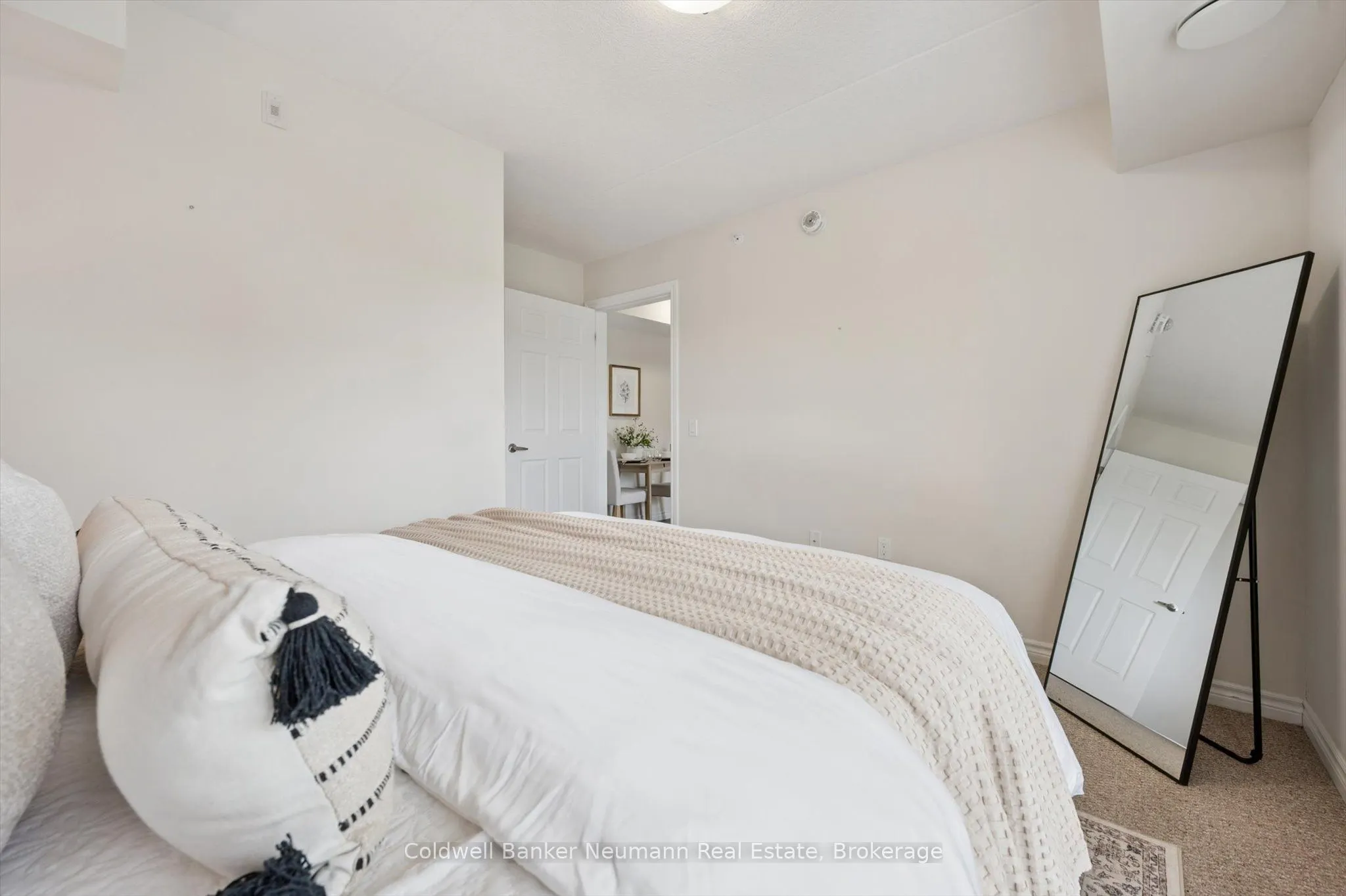 7 Kay Crescent, #212