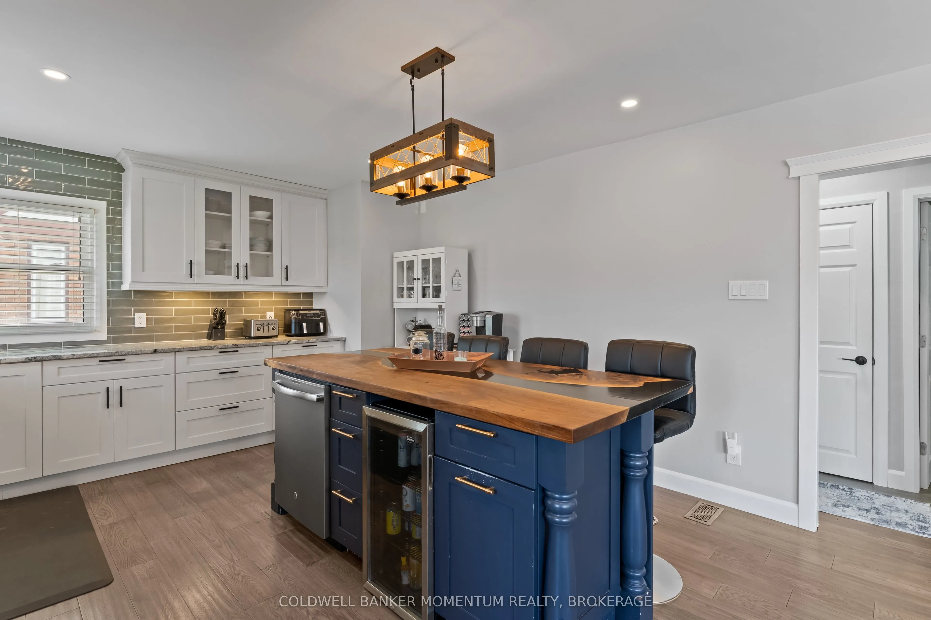 22 Fairburn Avenue