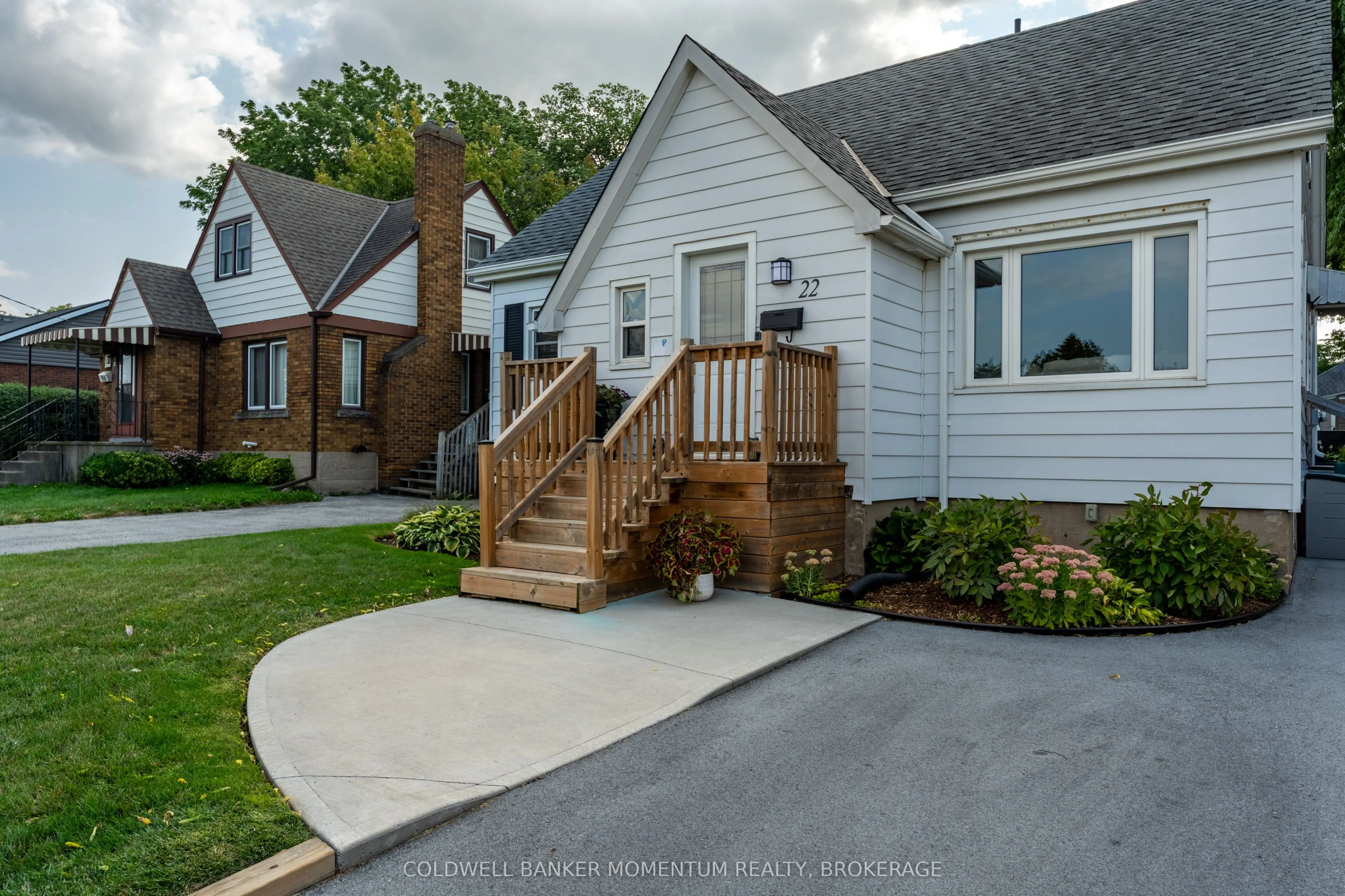 22 Fairburn Avenue