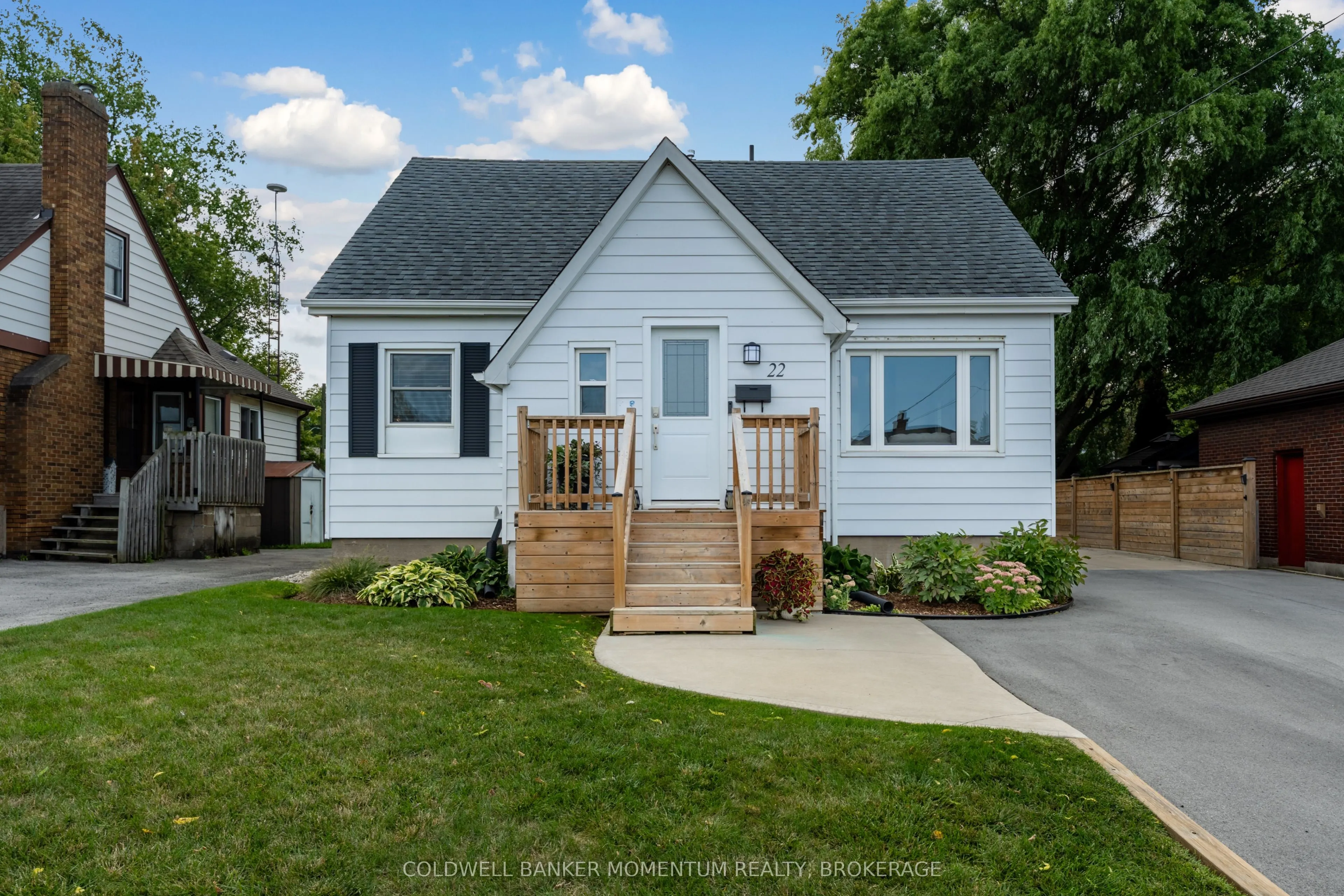 22 Fairburn Avenue